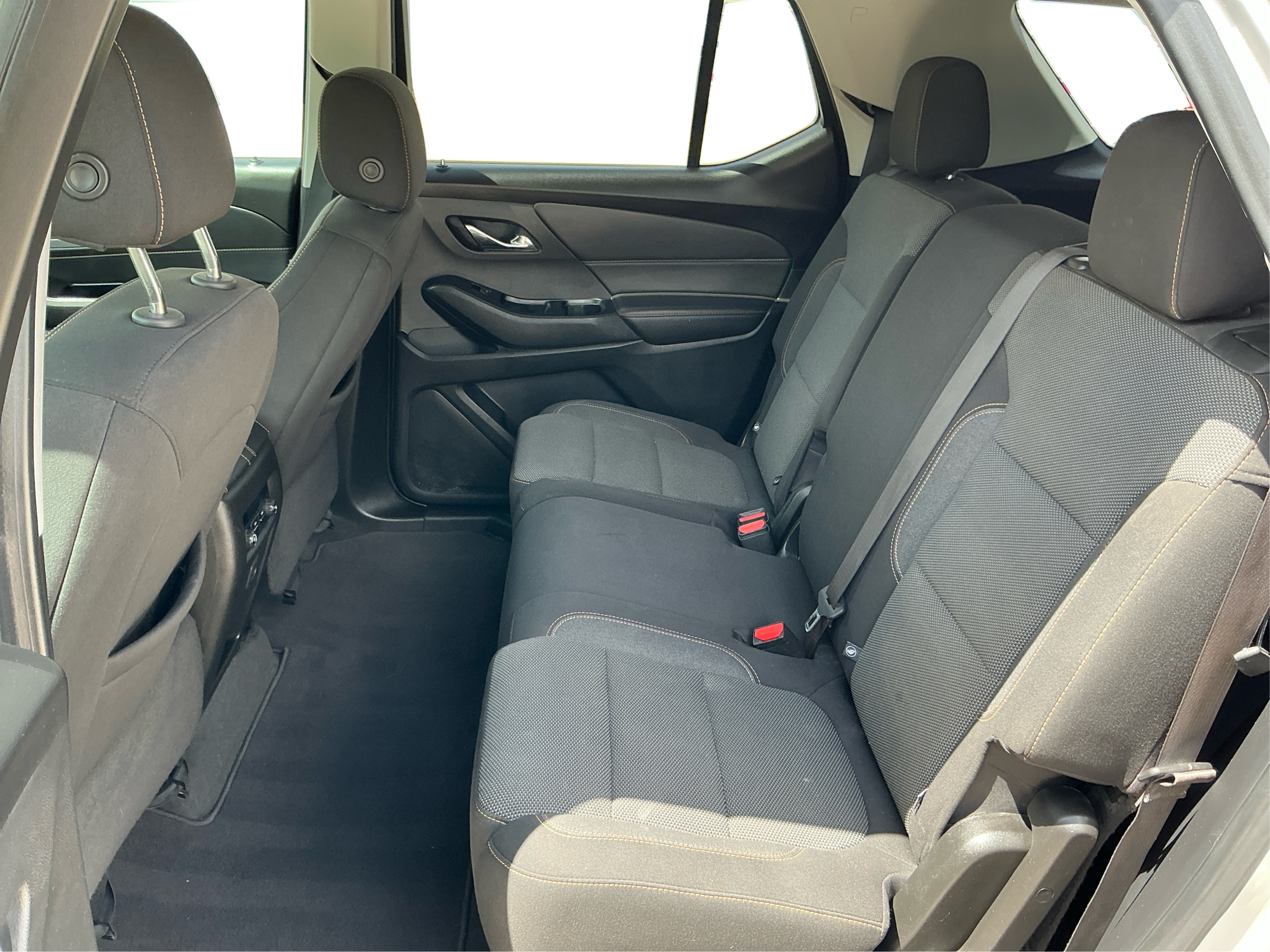 Neighborhood Autos, LLC - Used vehicle - SUV CHEVROLET TRAVERSE 2020