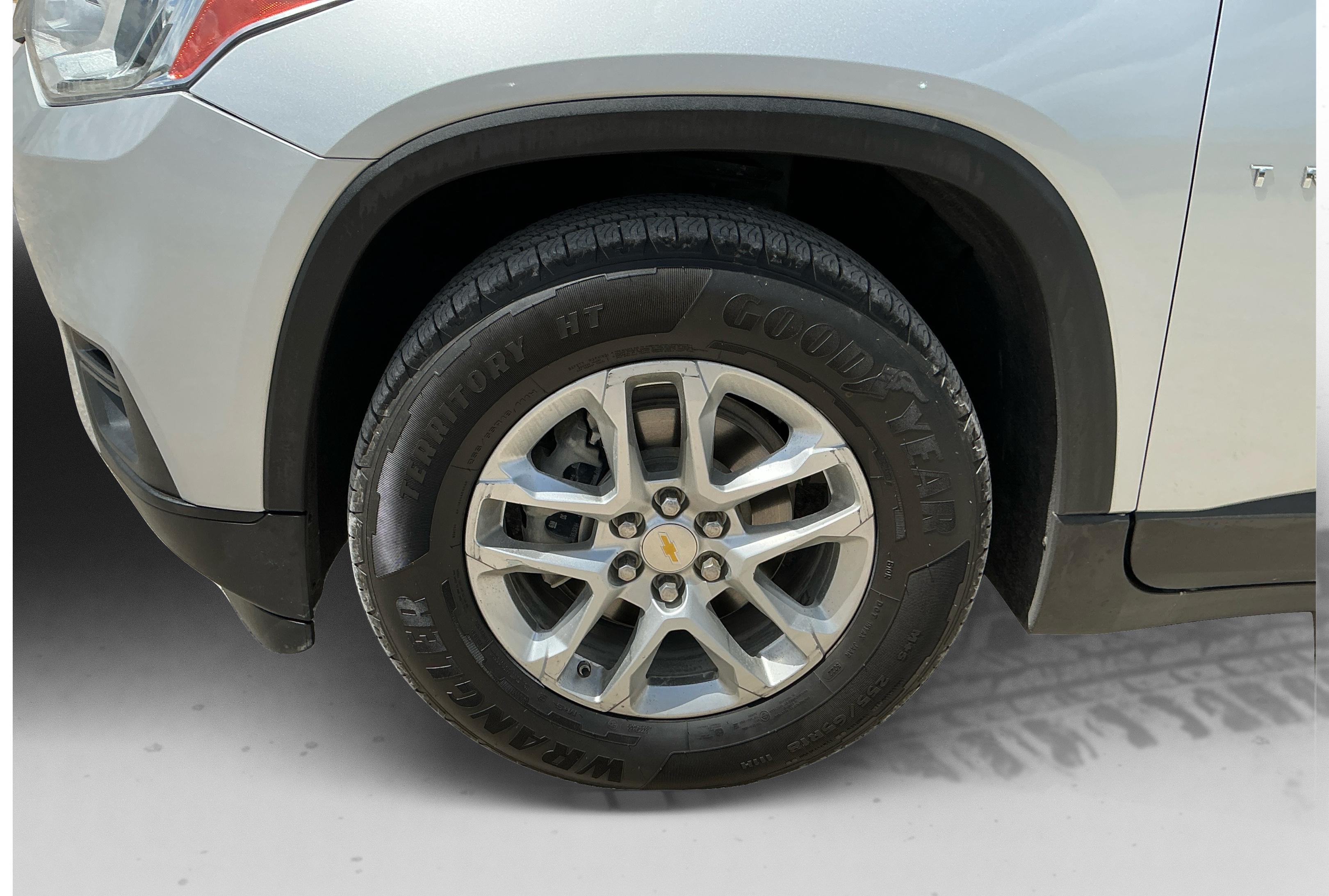 Neighborhood Autos, LLC - Used vehicle - SUV CHEVROLET TRAVERSE 2020