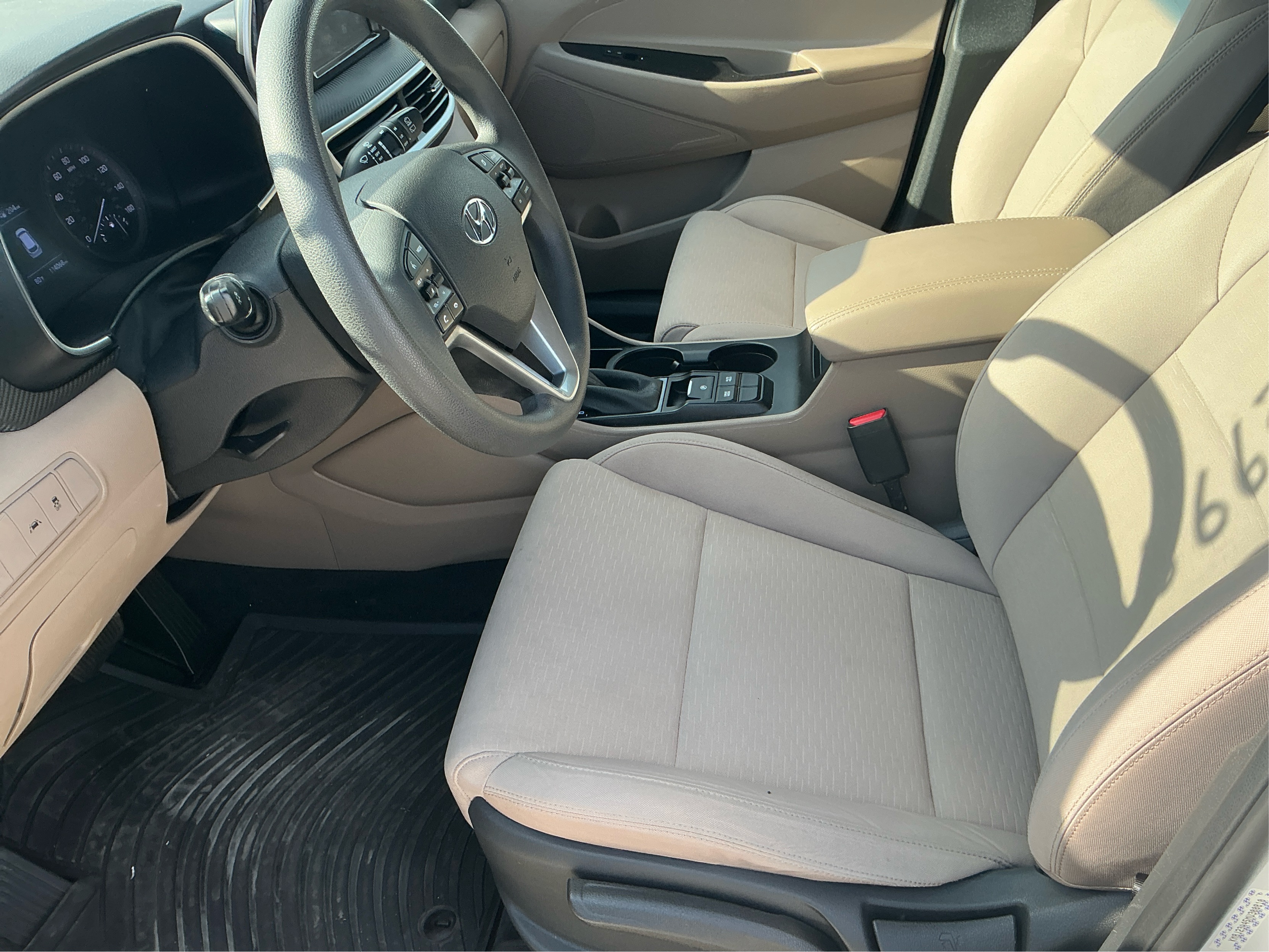 Neighborhood Autos, LLC - Used vehicle - SUV HYUNDAI TUCSON 2021
