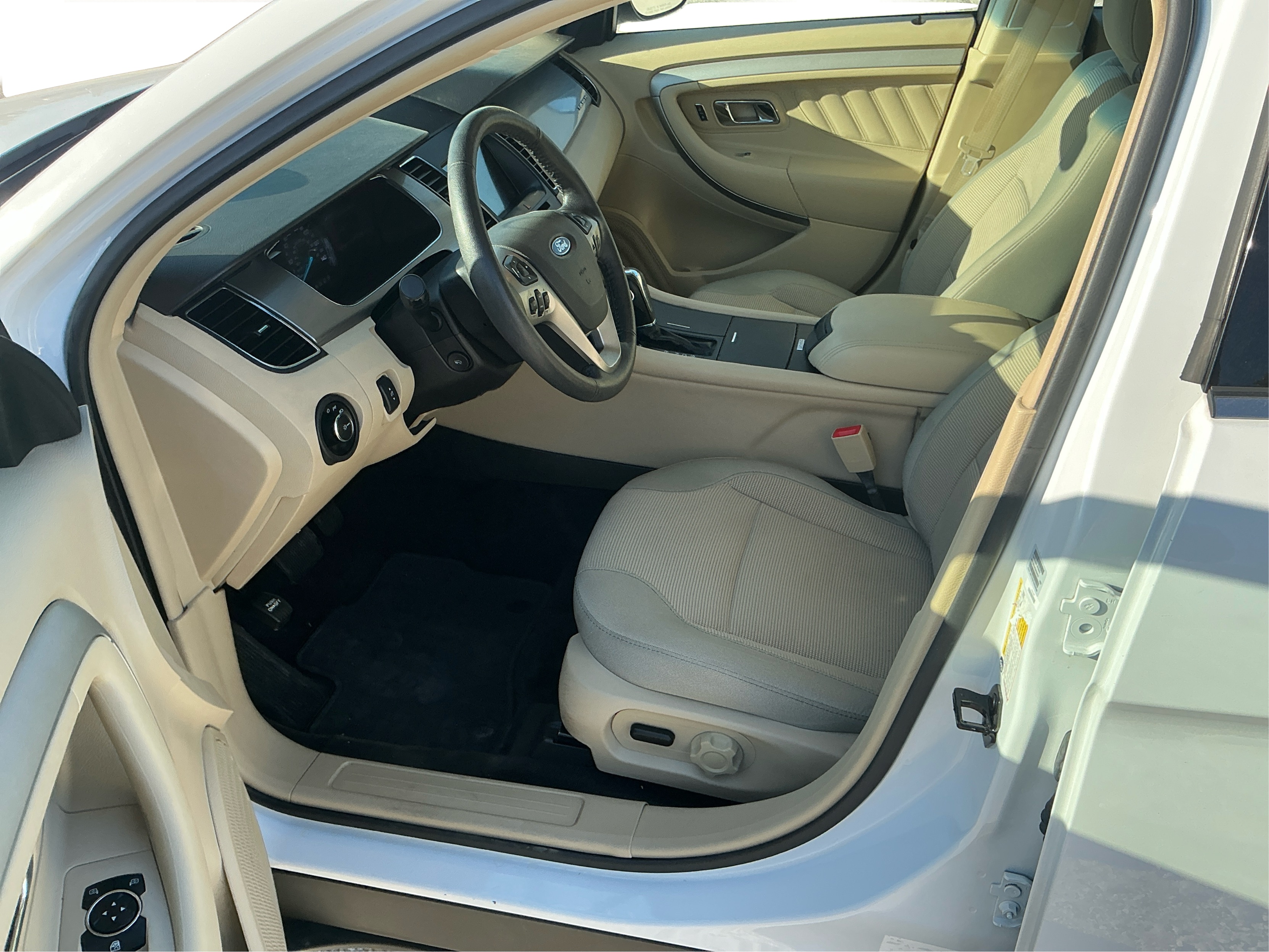 Neighborhood Autos, LLC - Used vehicle - SEDAN FORD TAURUS 2016