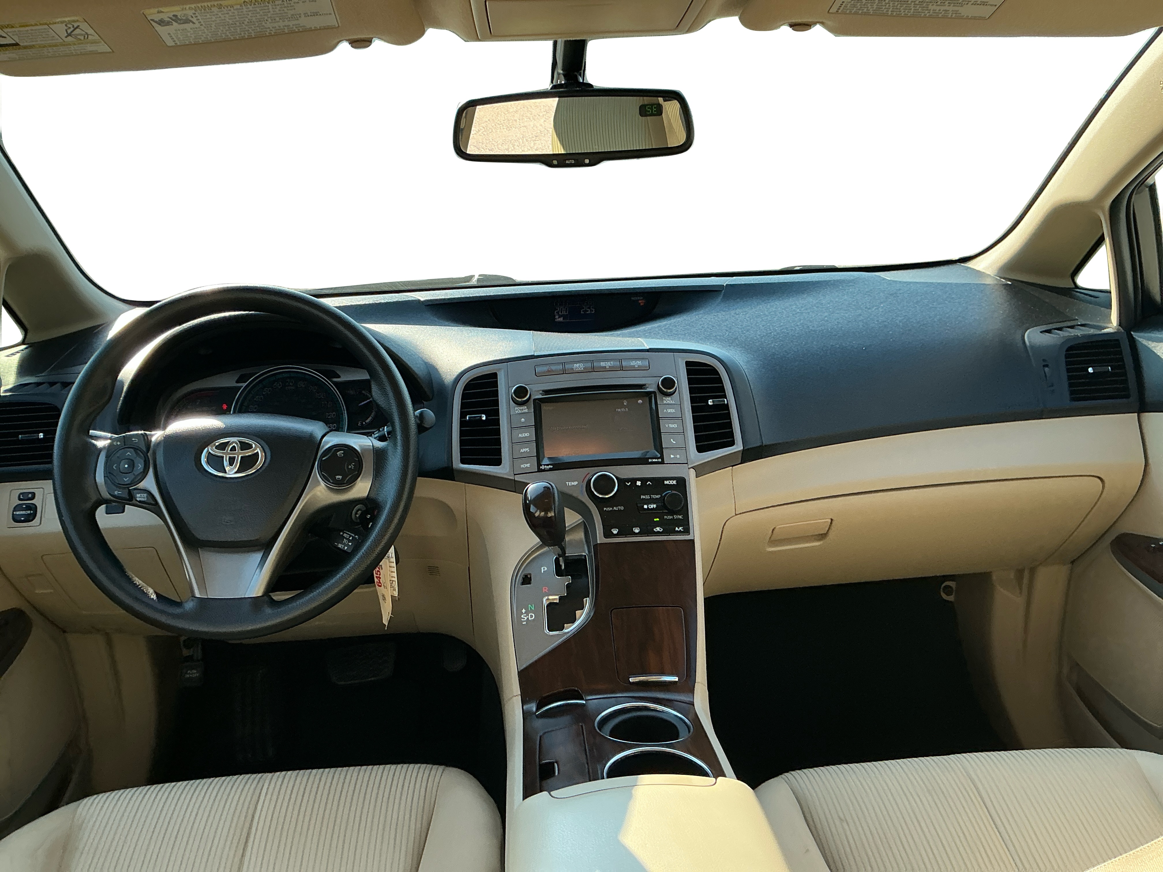 Neighborhood Autos, LLC - Used vehicle - SUV TOYOTA VENZA 2015
