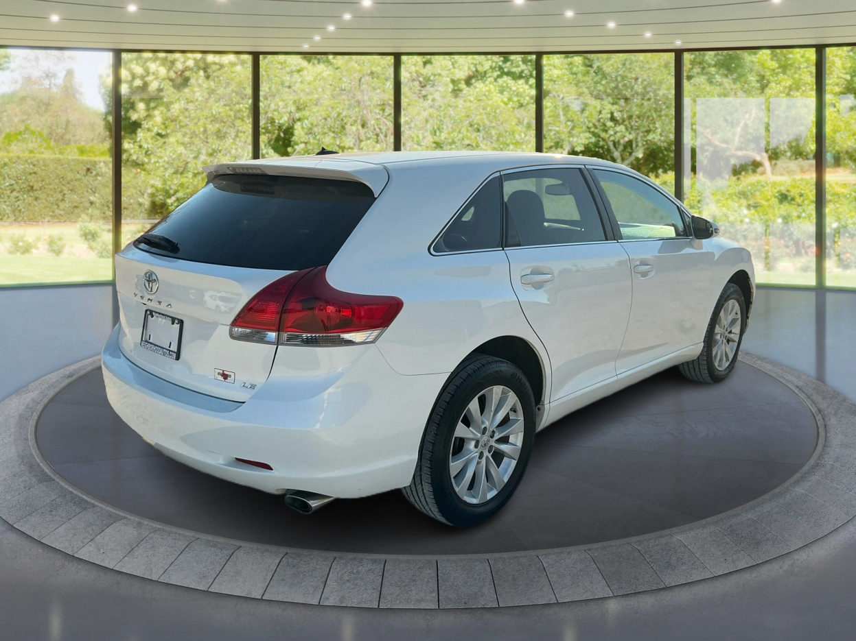 Neighborhood Autos, LLC - Used vehicle - SUV TOYOTA VENZA 2015