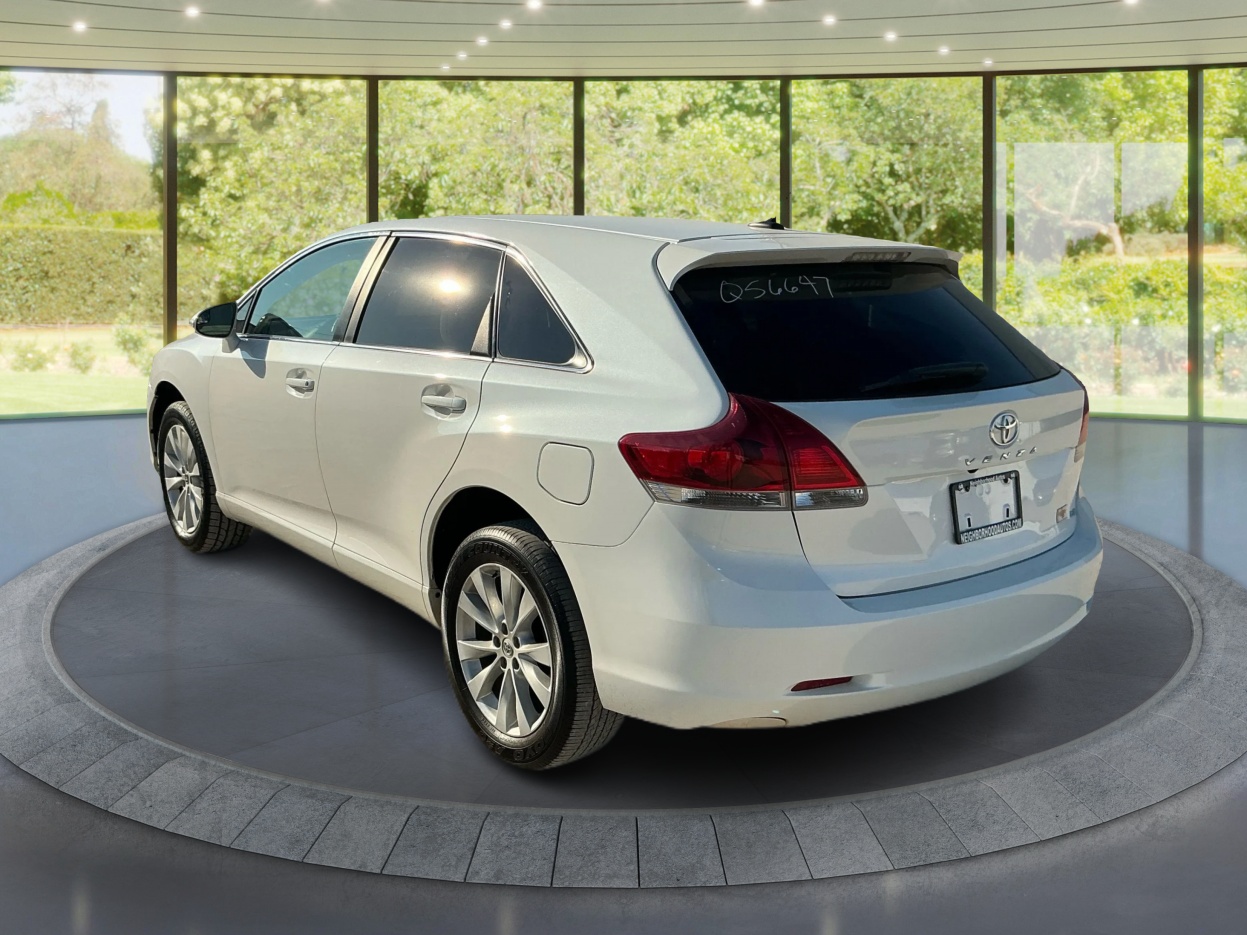 Neighborhood Autos, LLC - Used vehicle - SUV TOYOTA VENZA 2015
