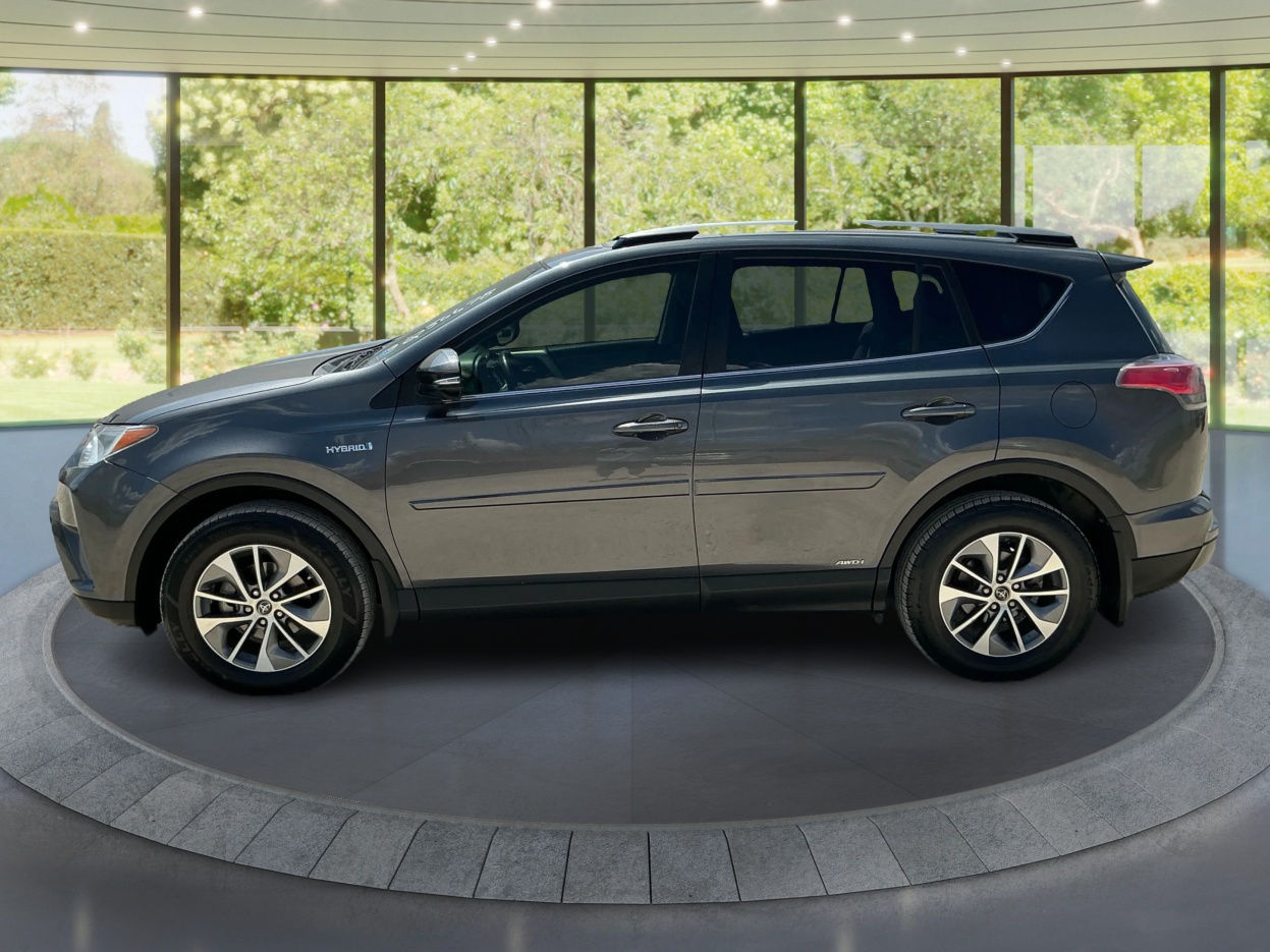 Neighborhood Autos, LLC - Used vehicle - SUV TOYOTA RAV4 HYBRID 2017