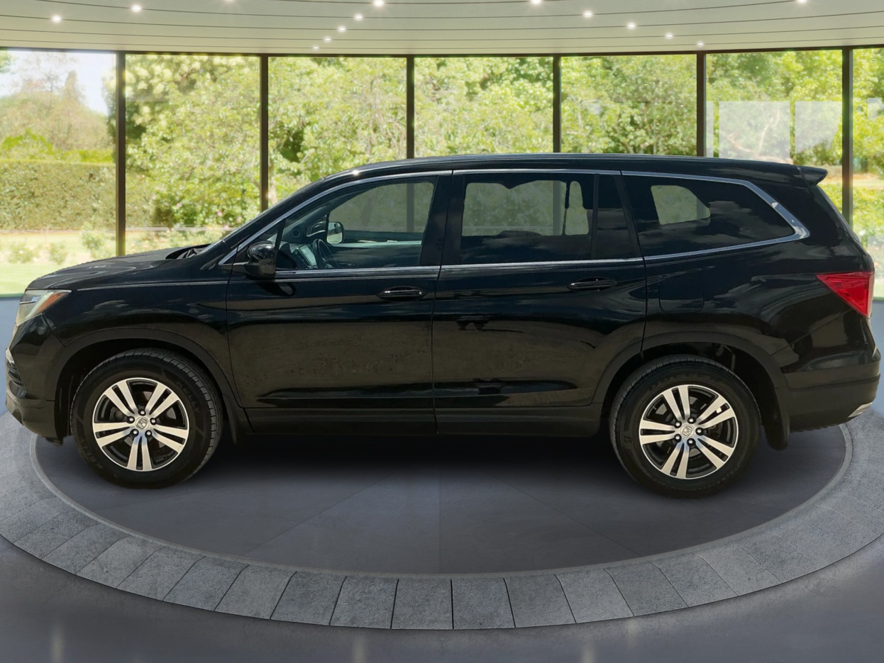 Neighborhood Autos, LLC - Used vehicle - SUV HONDA PILOT 2017