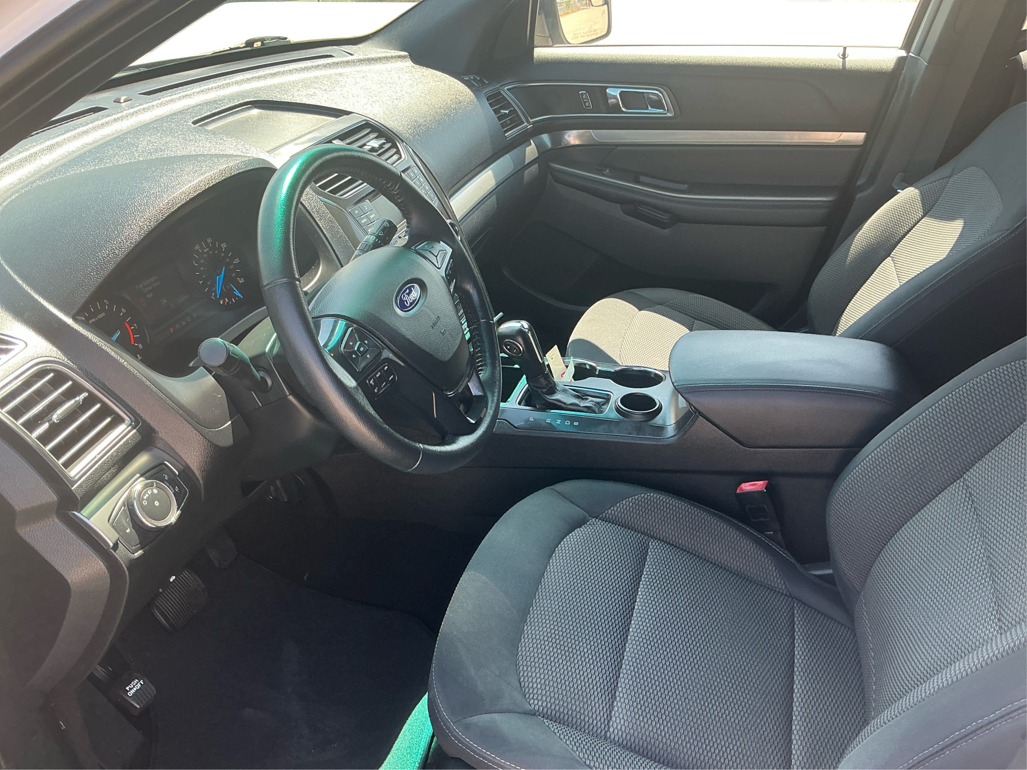 Neighborhood Autos, LLC - Used vehicle - SUV FORD EXPLORER 2019