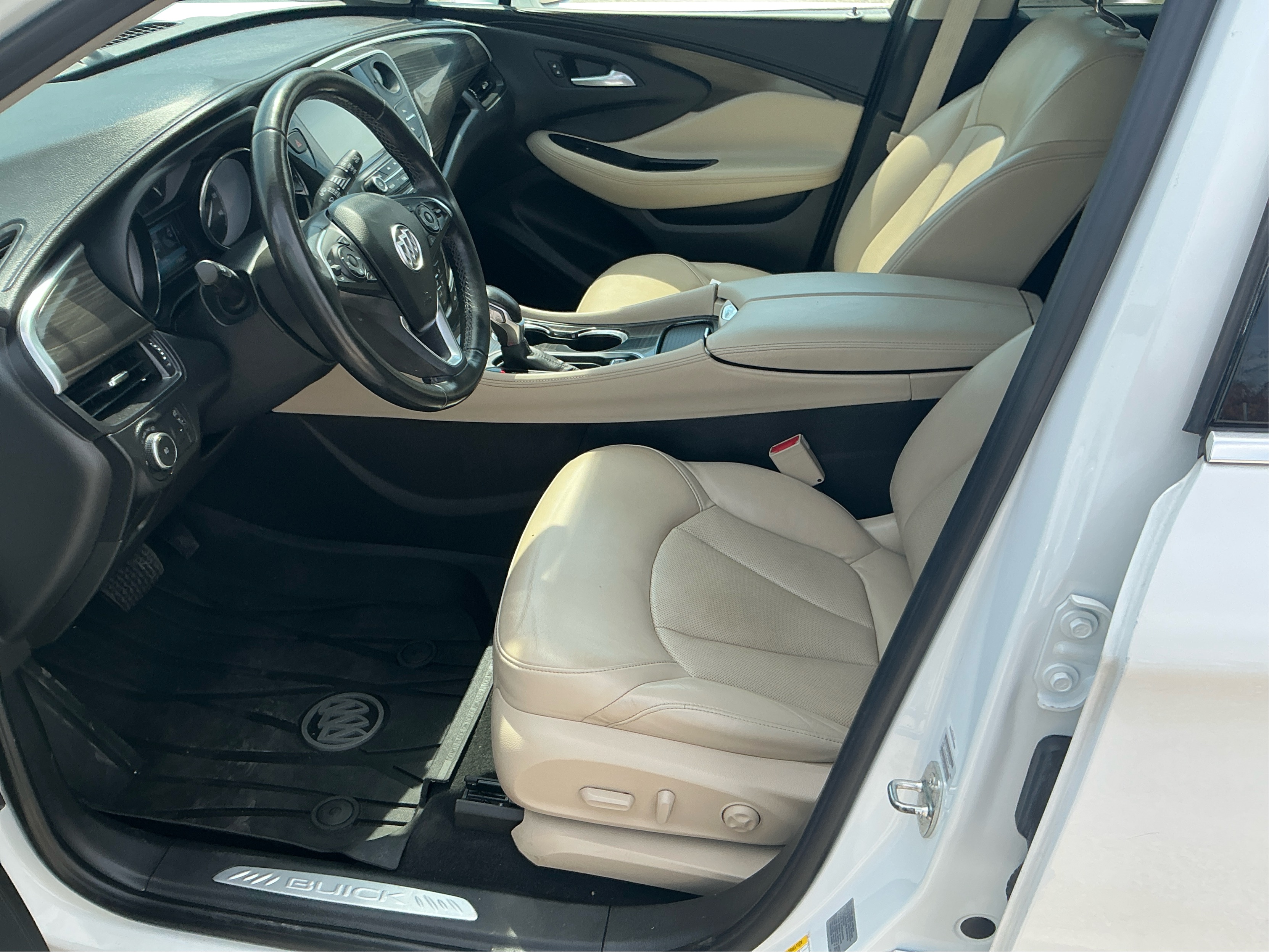 Neighborhood Autos, LLC - Used vehicle - SUV BUICK ENVISION 2020