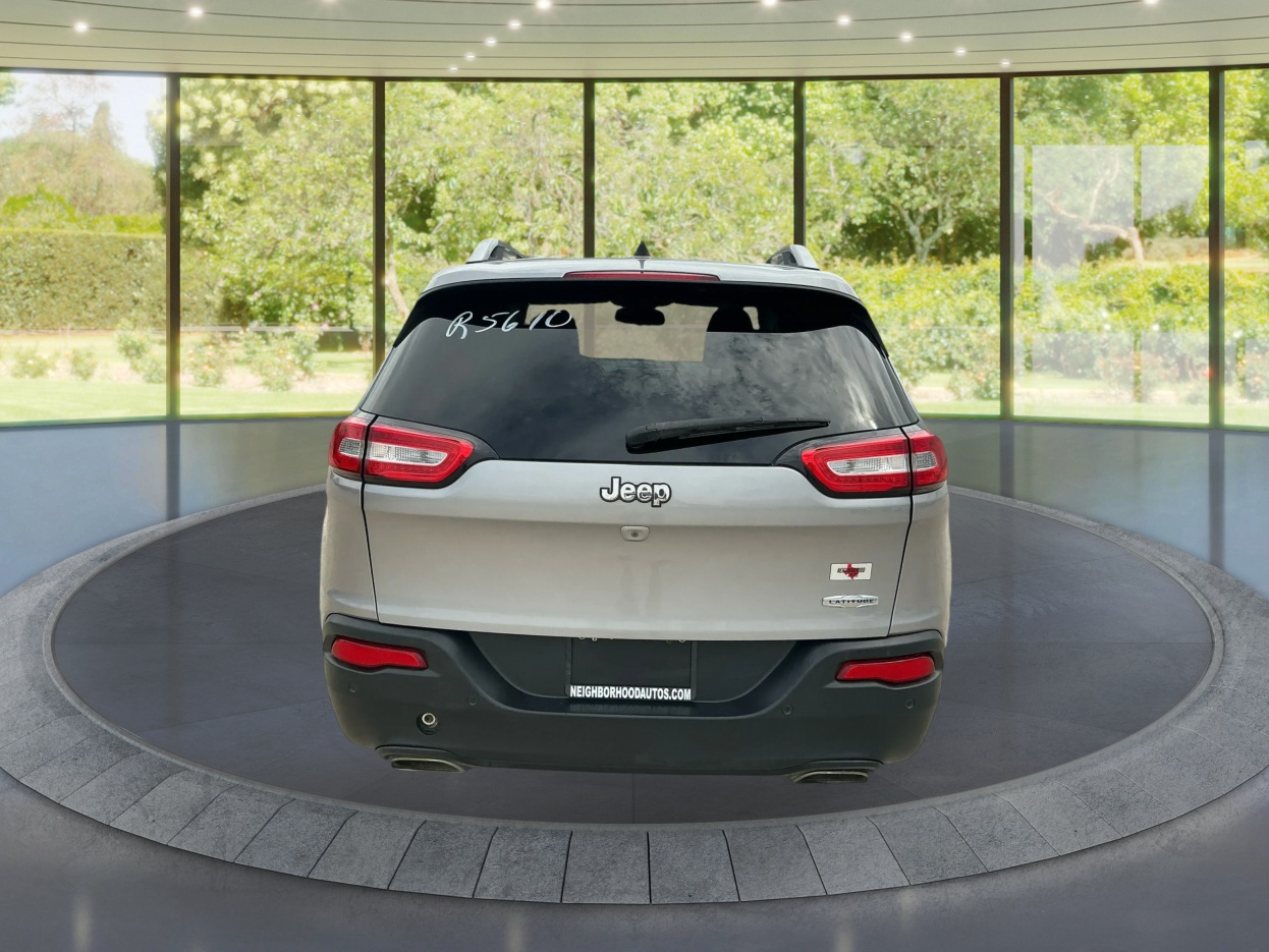 Neighborhood Autos, LLC - Used vehicle - SUV JEEP CHEROKEE 2016