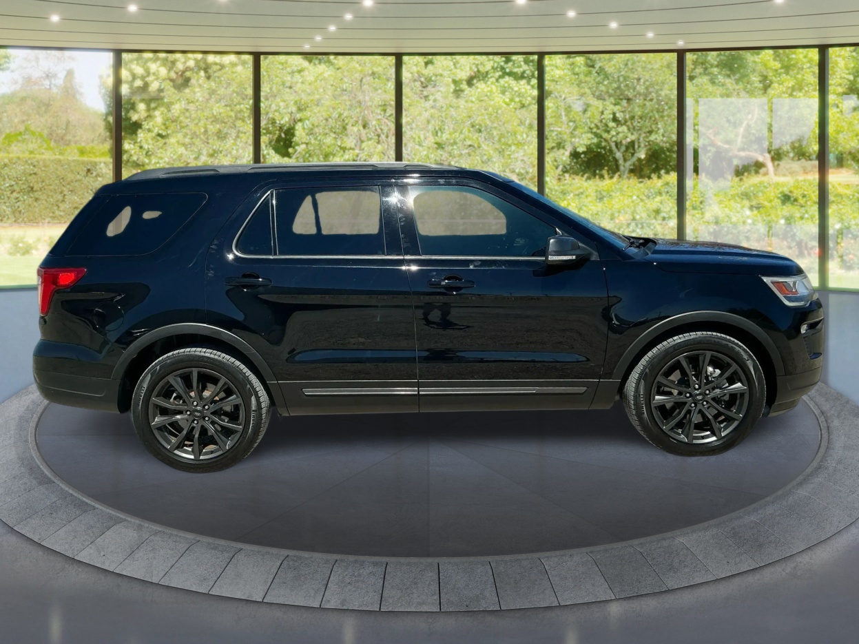 Neighborhood Autos, LLC - Used vehicle - SUV FORD EXPLORER 2018
