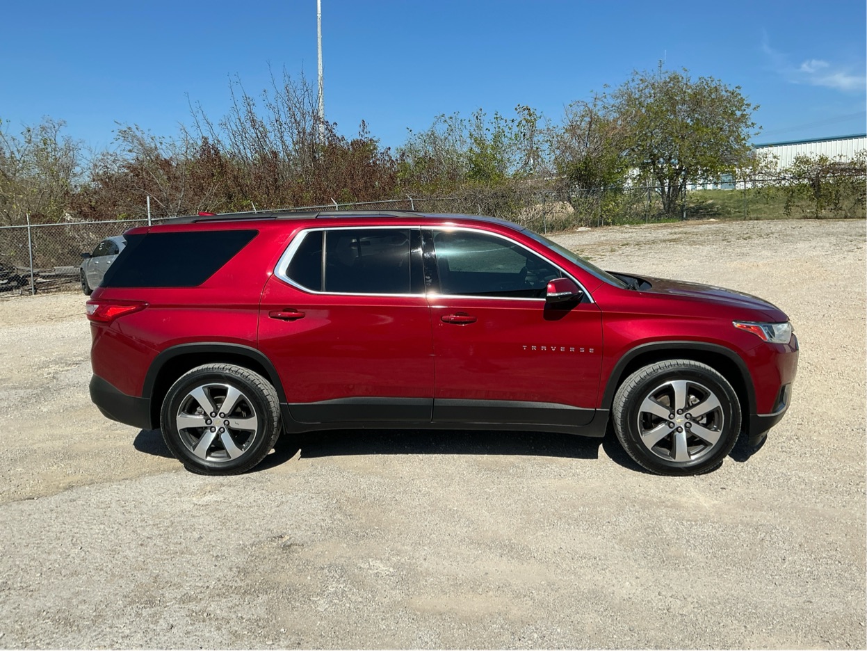 Neighborhood Autos, LLC - Used vehicle - SUV CHEVROLET TRAVERSE 2019