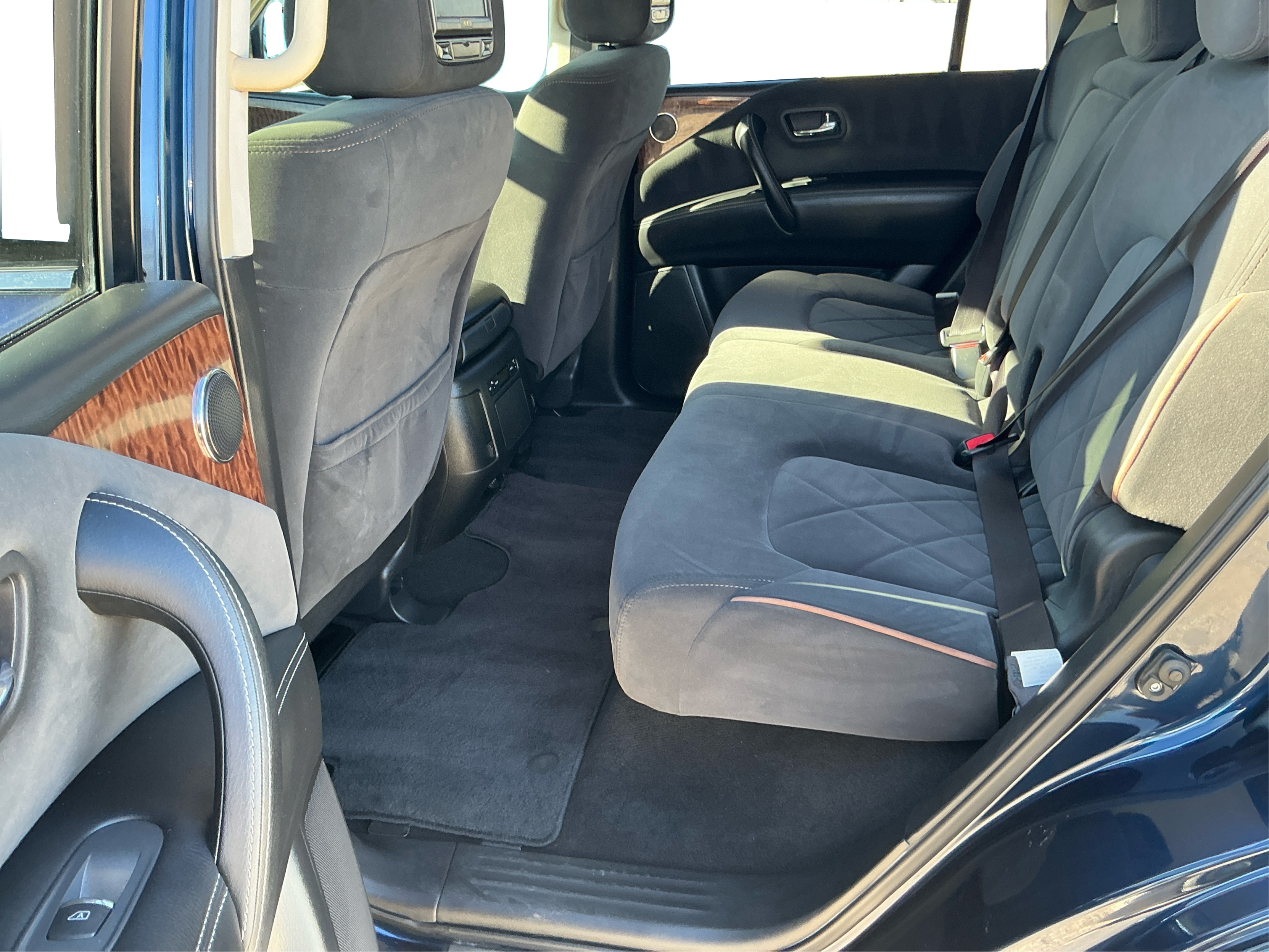 Neighborhood Autos, LLC - Used vehicle - SUV NISSAN ARMADA 2019