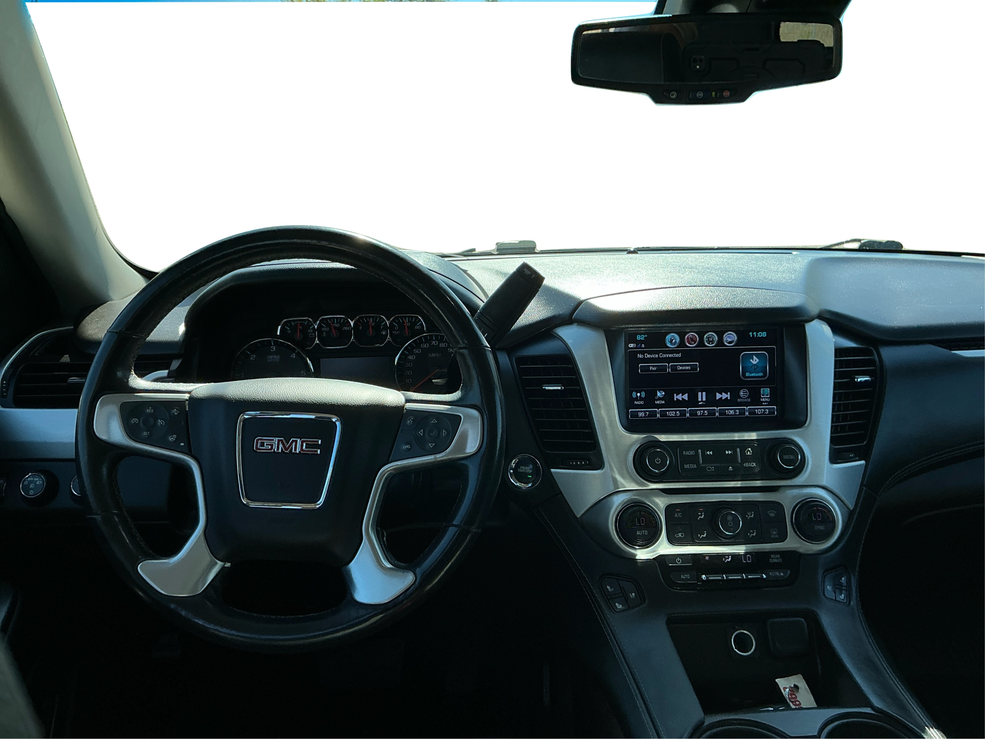 Neighborhood Autos, LLC - Used vehicle - SUV GMC YUKON 2019