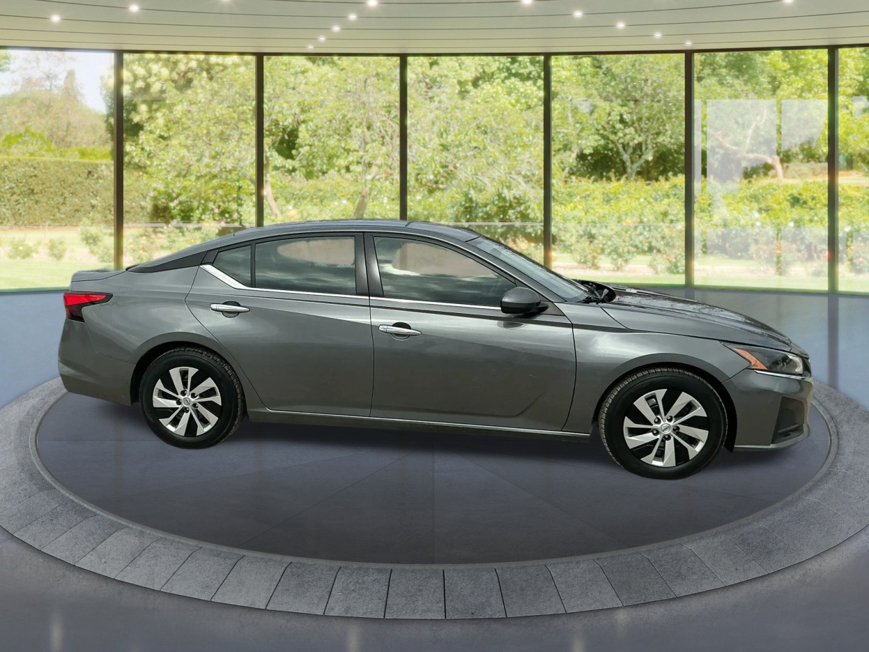 Neighborhood Autos, LLC - Used vehicle - SEDAN NISSAN ALTIMA 2023