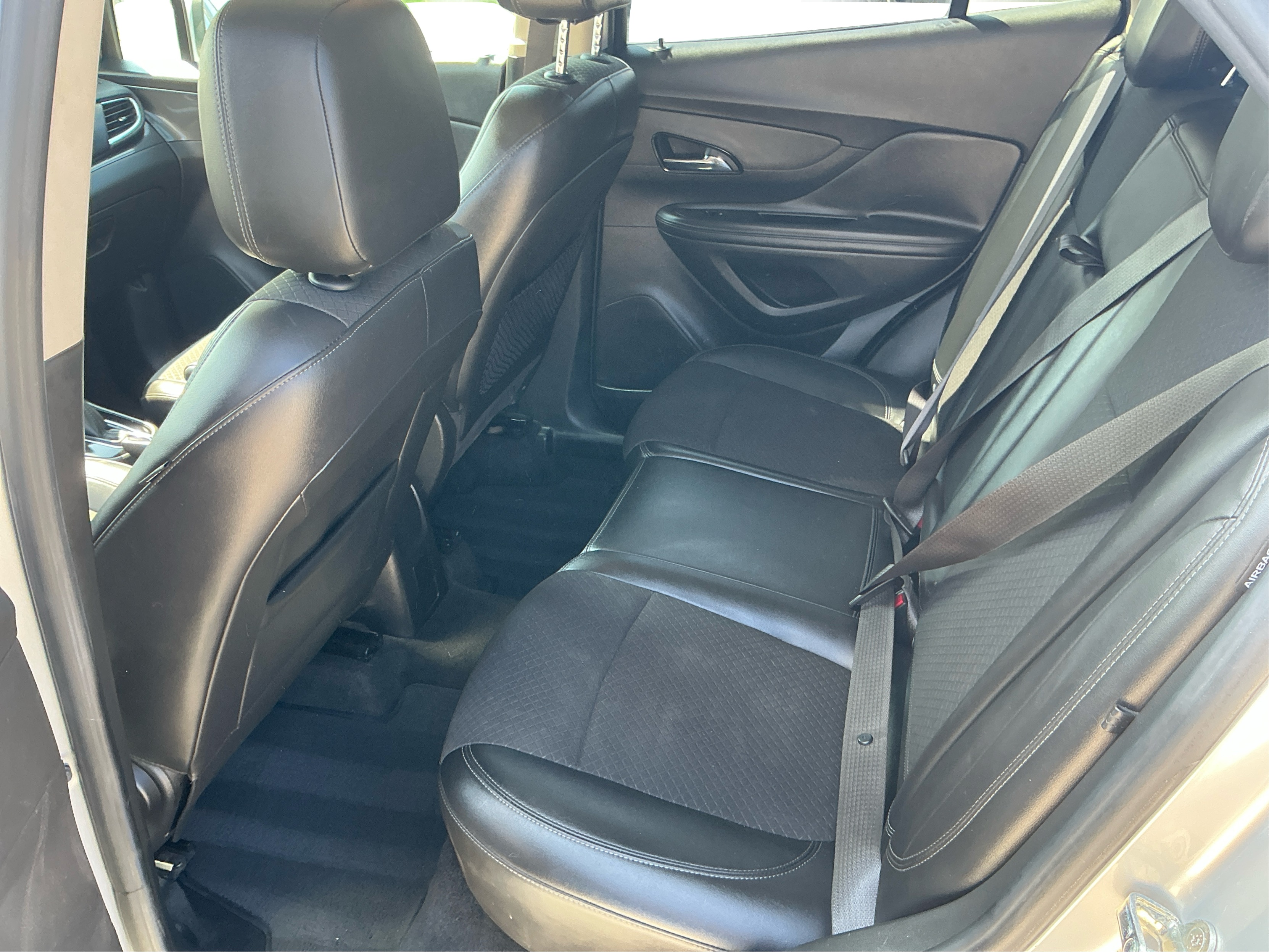 Neighborhood Autos, LLC - Used vehicle - SUV BUICK ENCORE 2018
