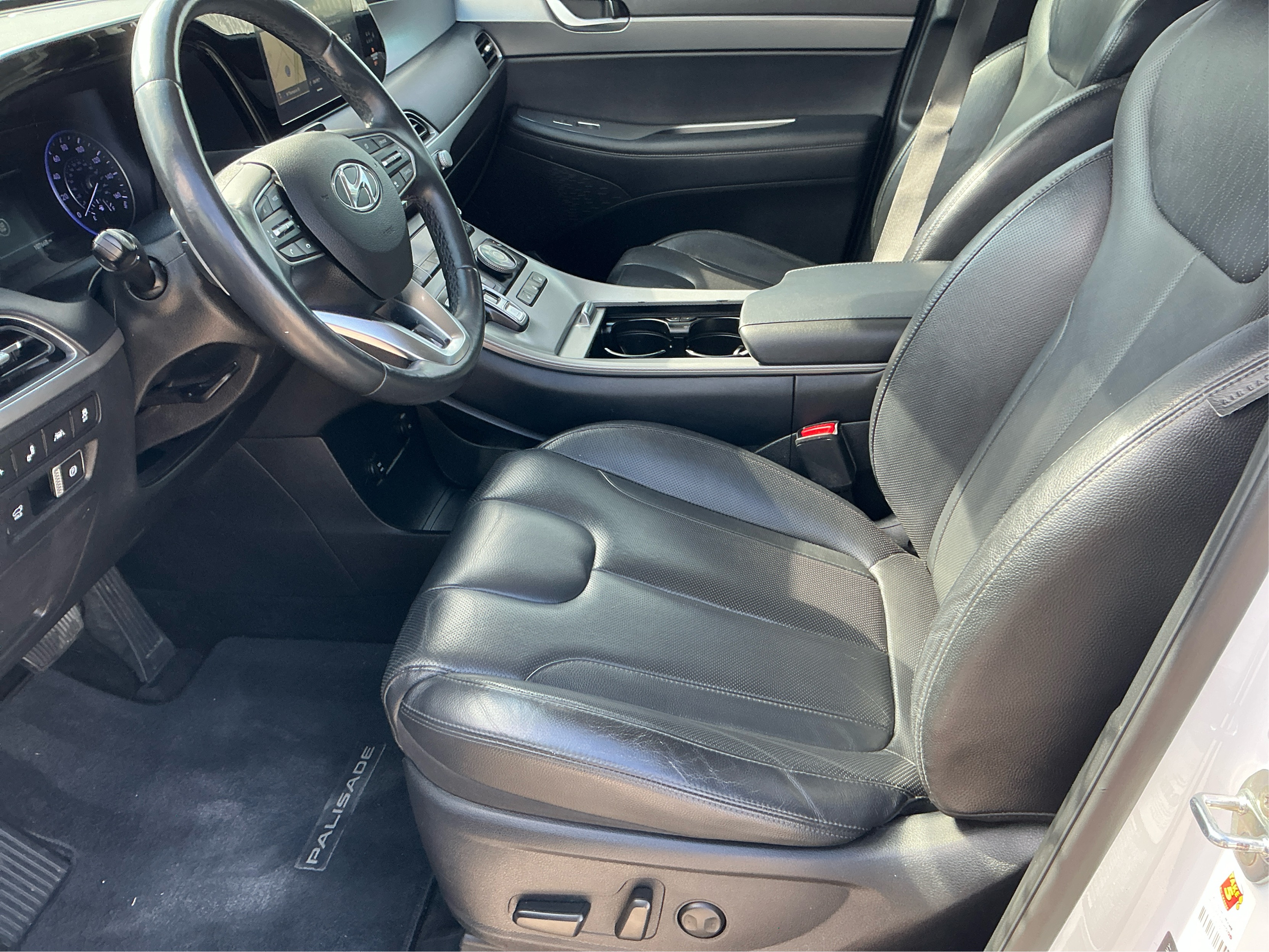 Neighborhood Autos, LLC - Used vehicle - SUV HYUNDAI PALISADE 2020