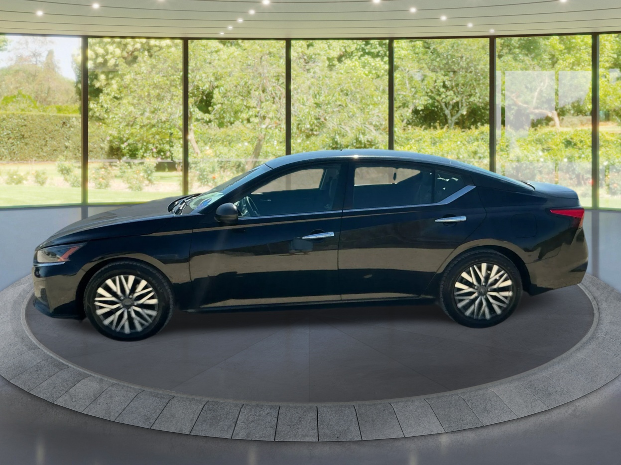 Neighborhood Autos, LLC - Used vehicle - SEDAN NISSAN ALTIMA 2024
