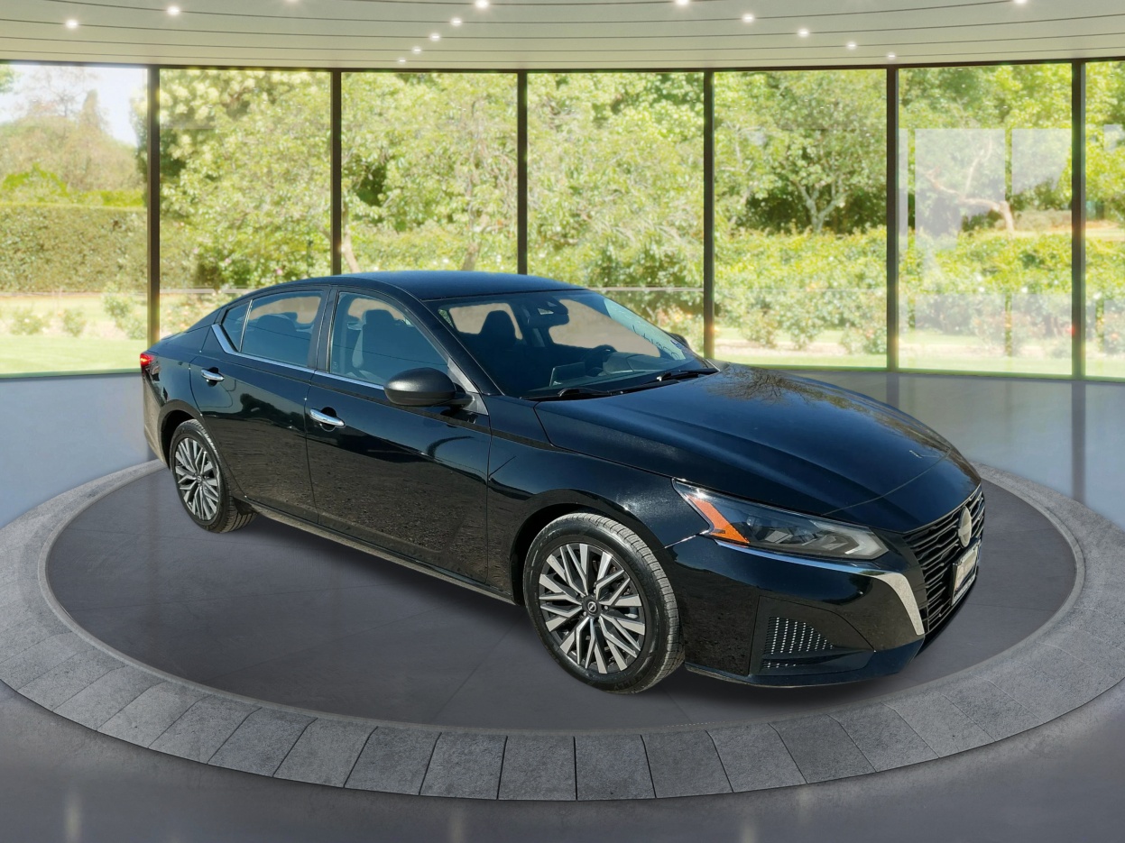 Neighborhood Autos, LLC - Used vehicle - SEDAN NISSAN ALTIMA 2024