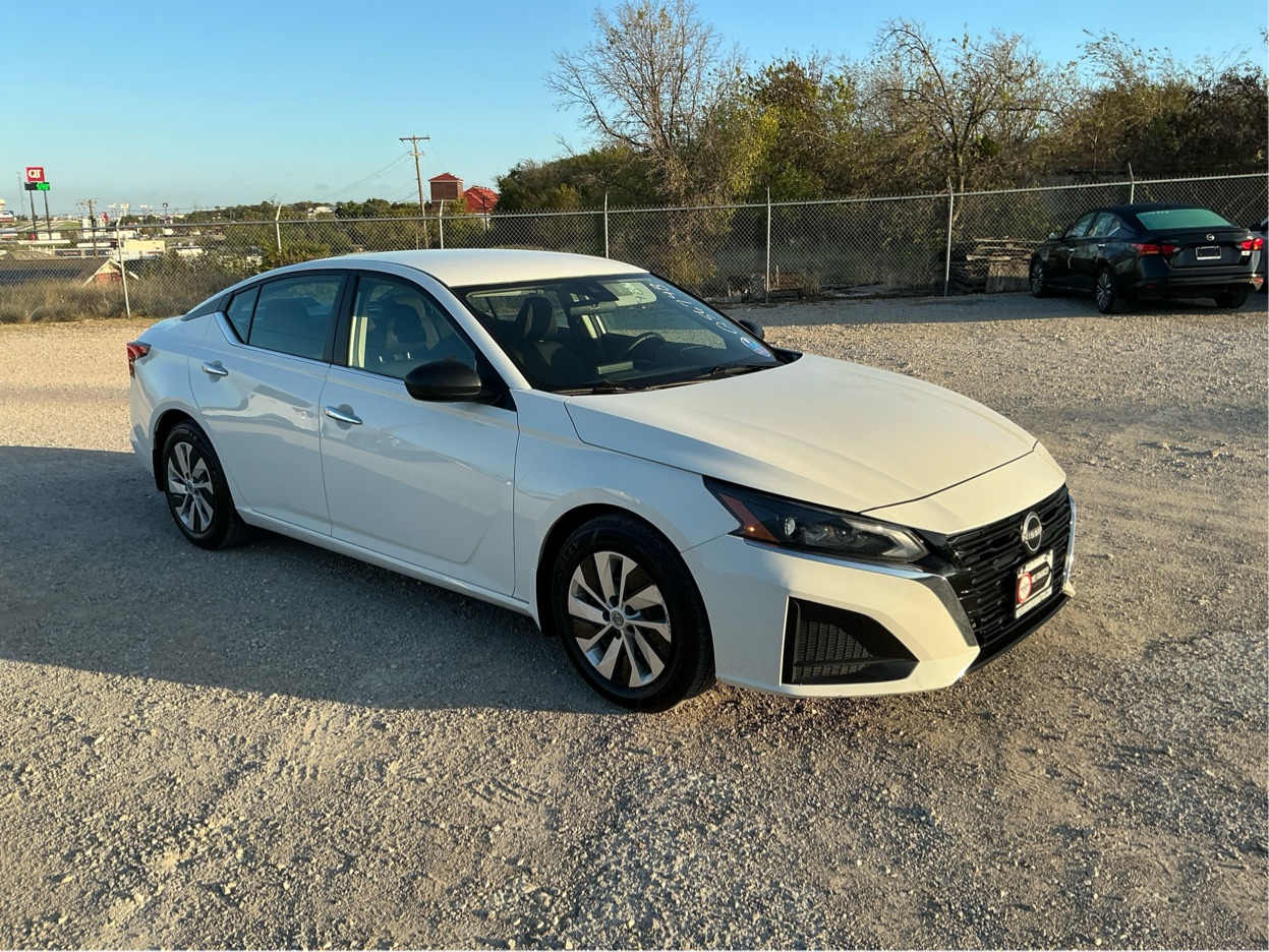 Neighborhood Autos, LLC - Used vehicle - SEDAN NISSAN ALTIMA 2024