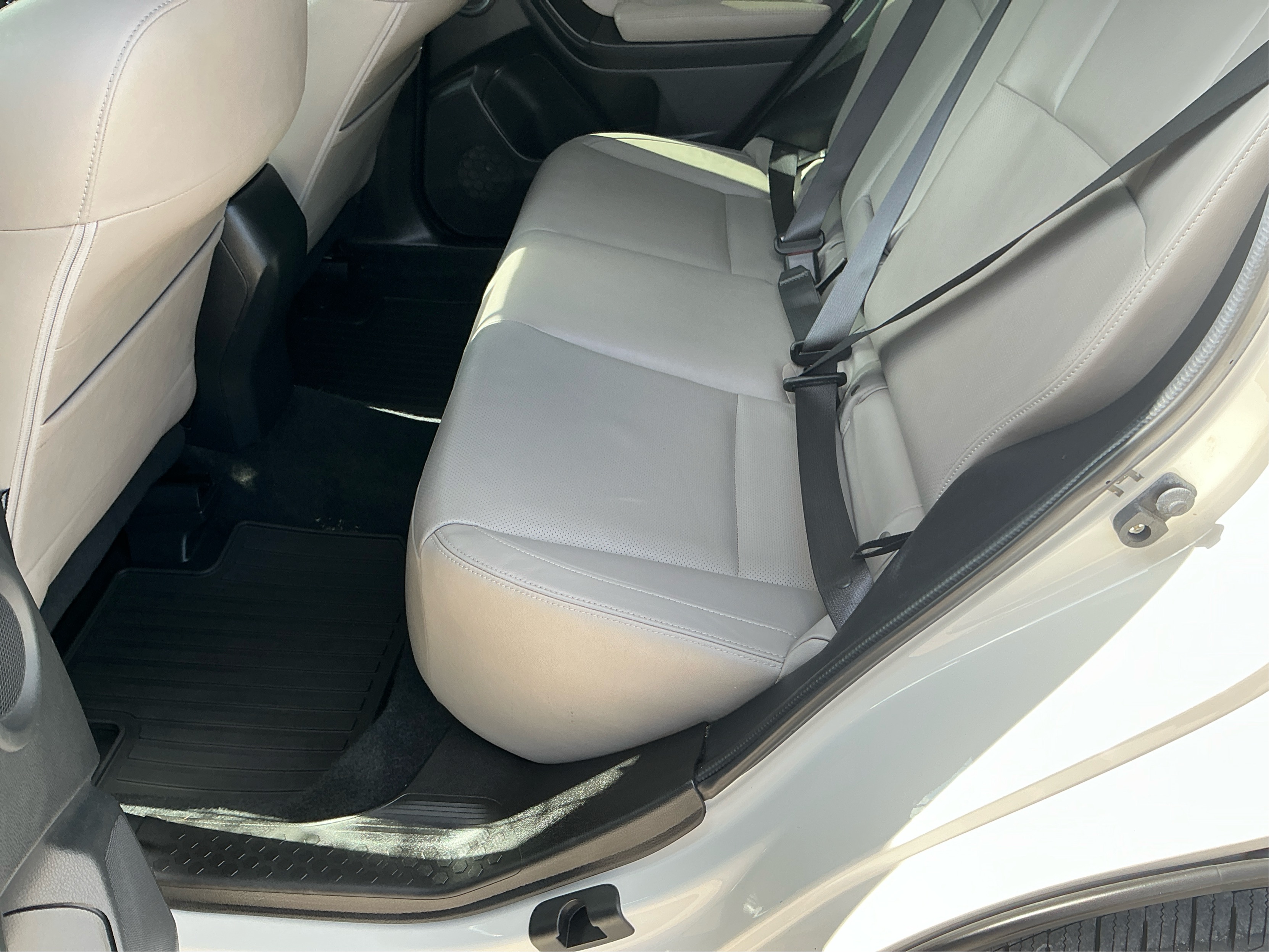 Neighborhood Autos, LLC - Used vehicle - SUV SUBARU FORESTER 2018