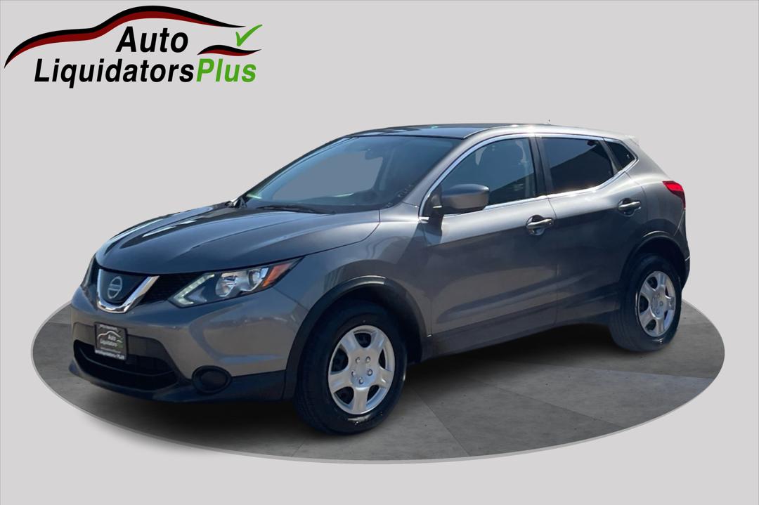 2019 Nissan Rogue Sport S's photo