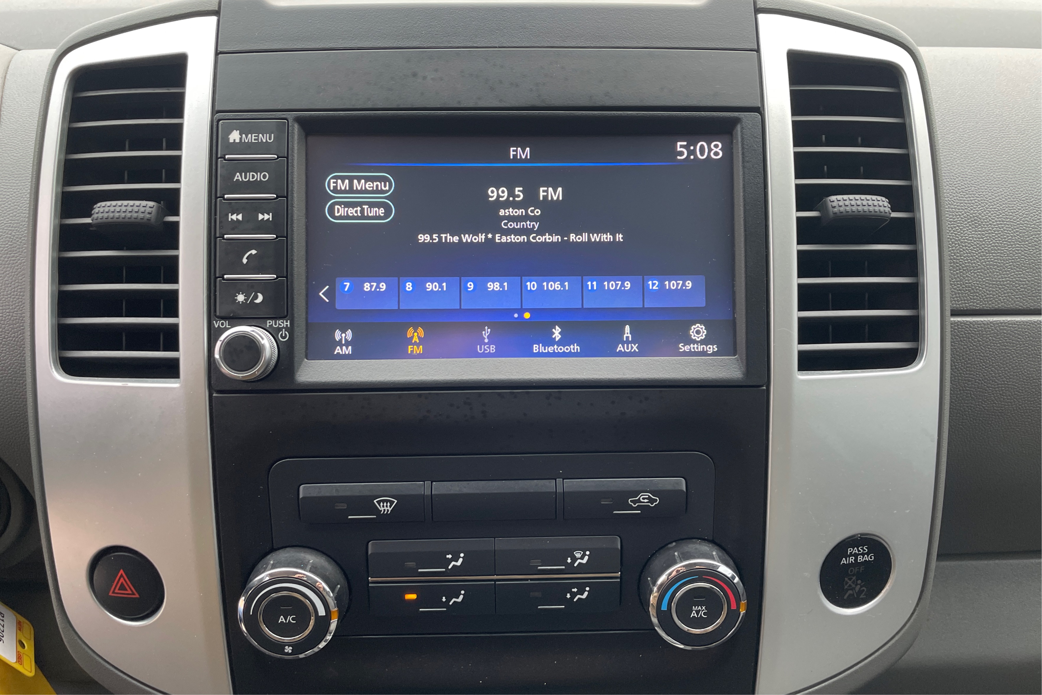 2019 Nissan Frontier SV - Photo 13