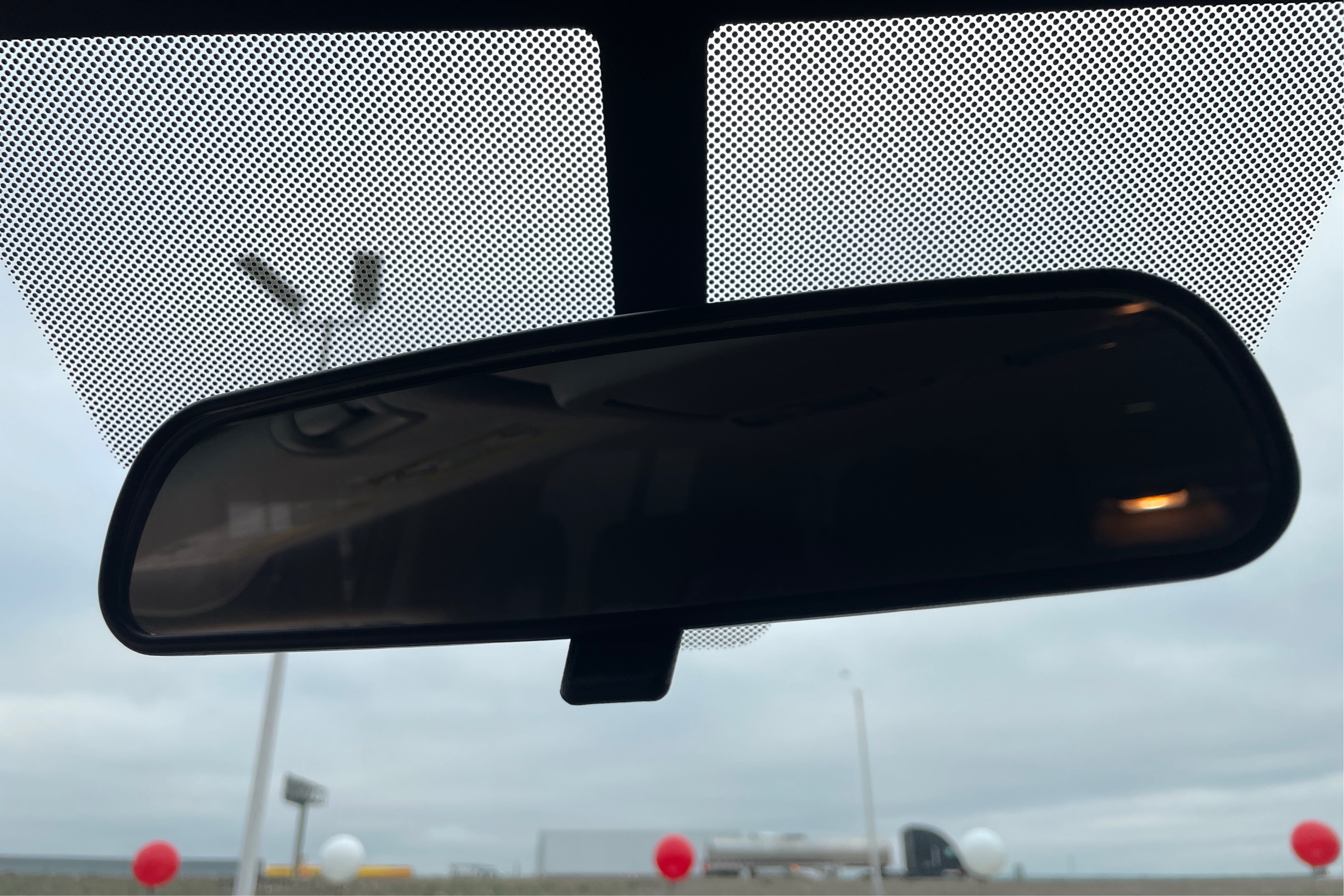2019 Nissan Frontier SV - Photo 16