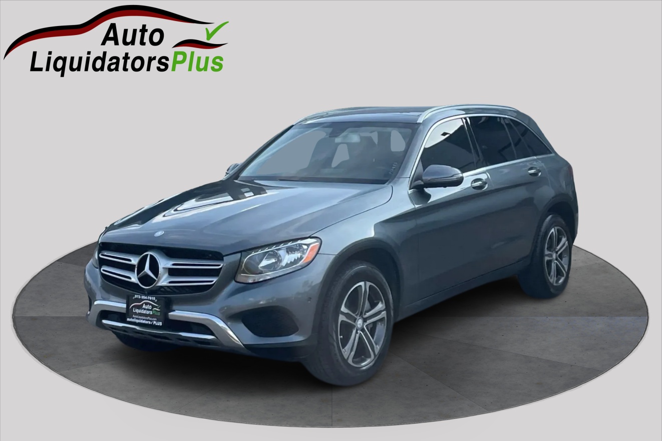 2017 Mercedes-Benz GLC GLC300's photo