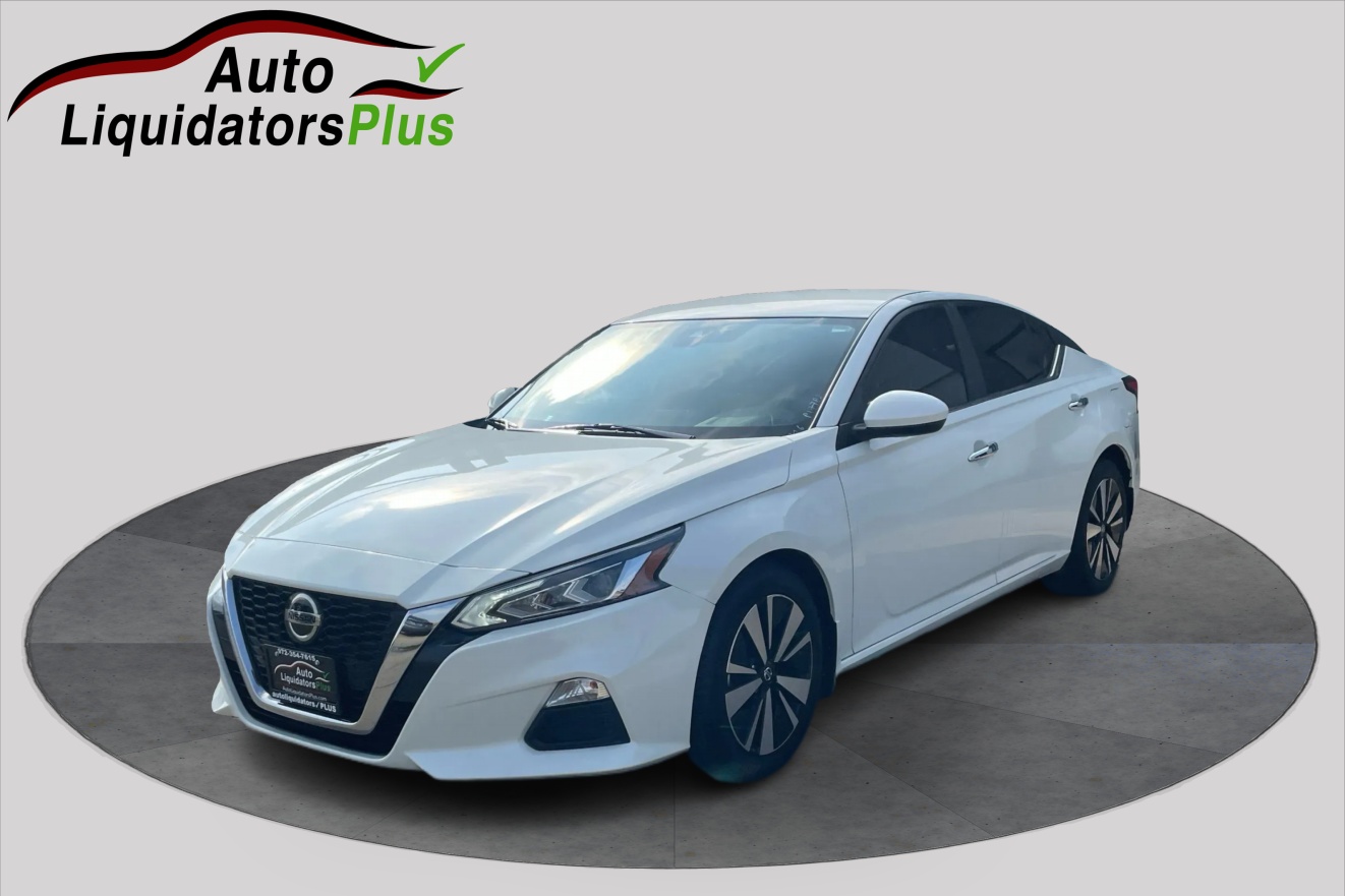 2022 Nissan Altima SV's photo