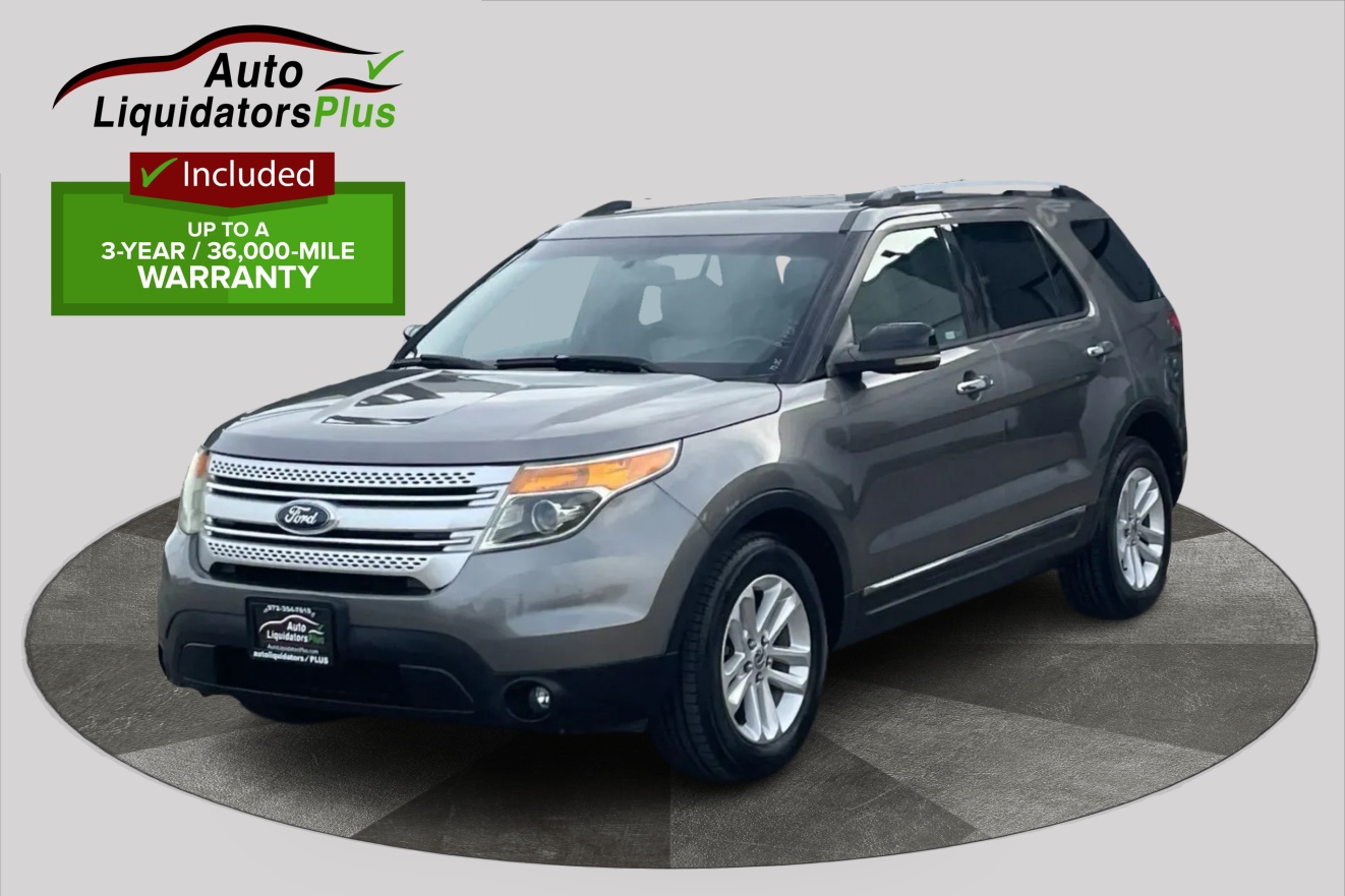 2011 Ford Explorer XLT's photo