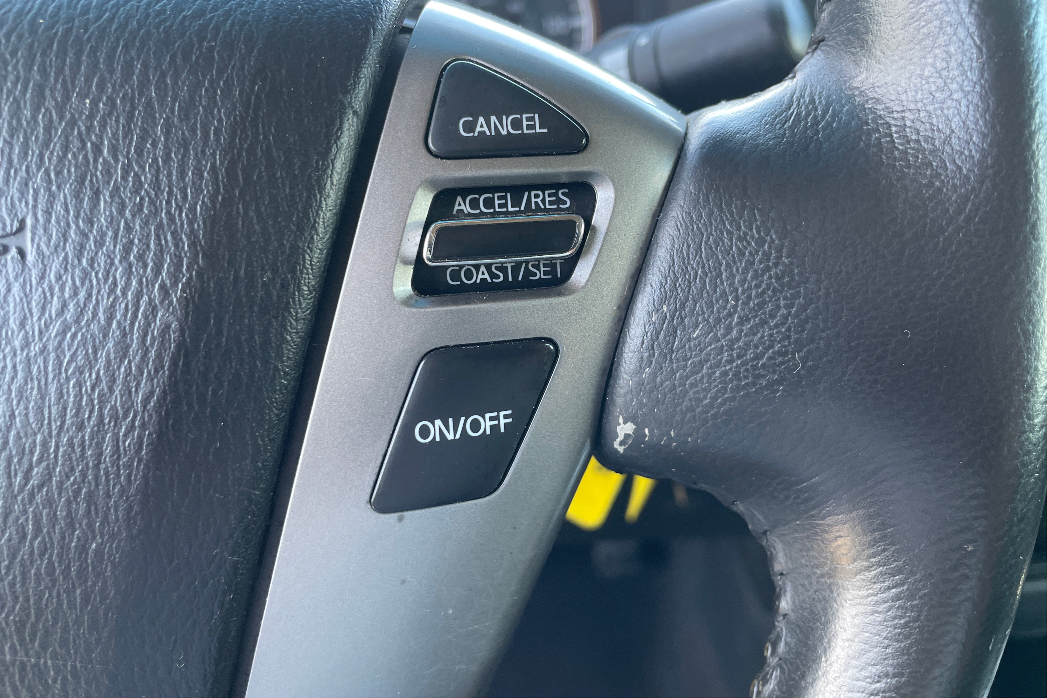 2015 Nissan Titan SV - Photo 26