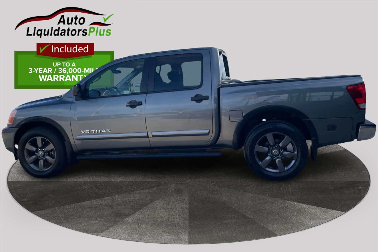 2015 Nissan Titan SV - Photo 8