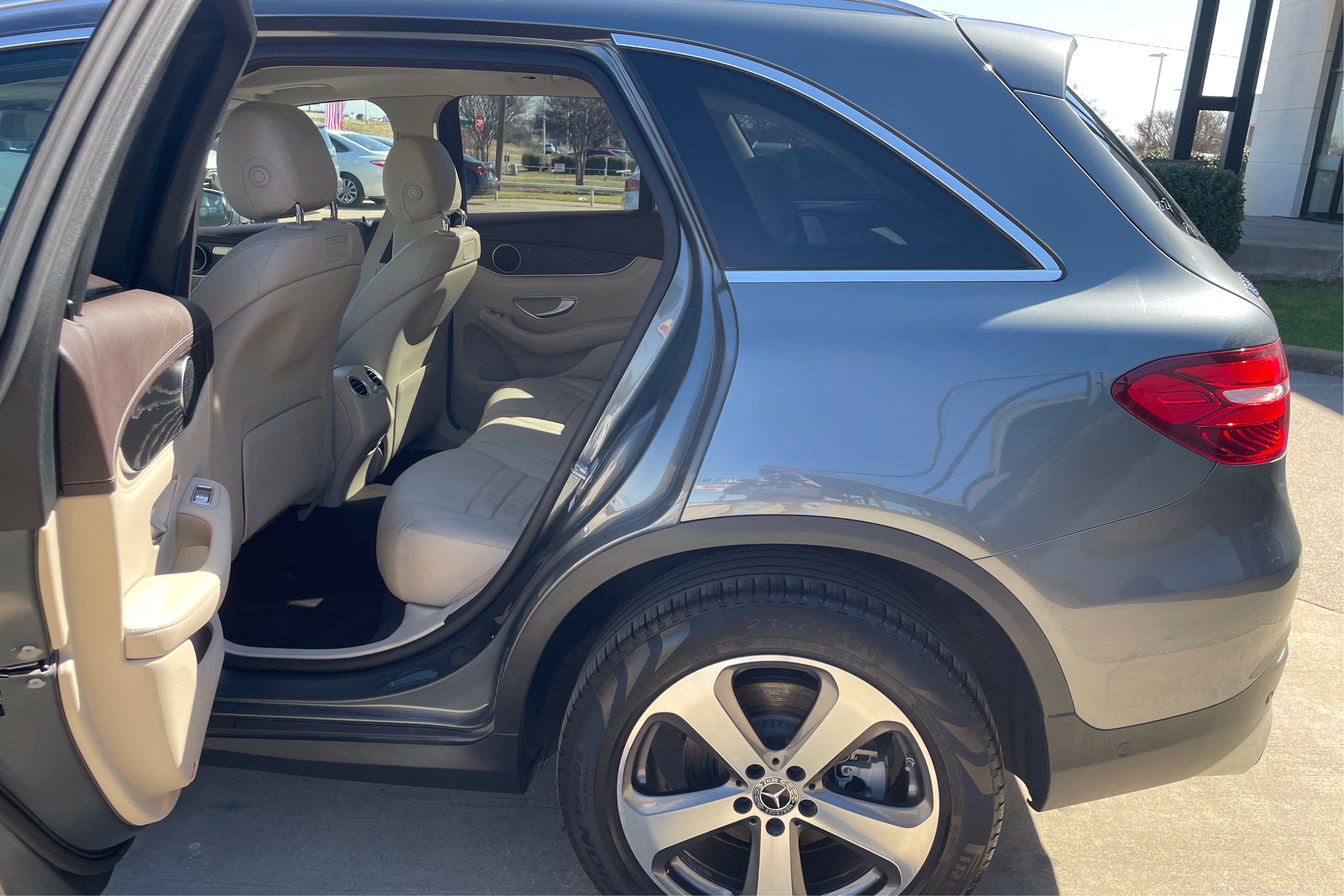 2018 Mercedes-Benz GLC GLC300 - Photo 10