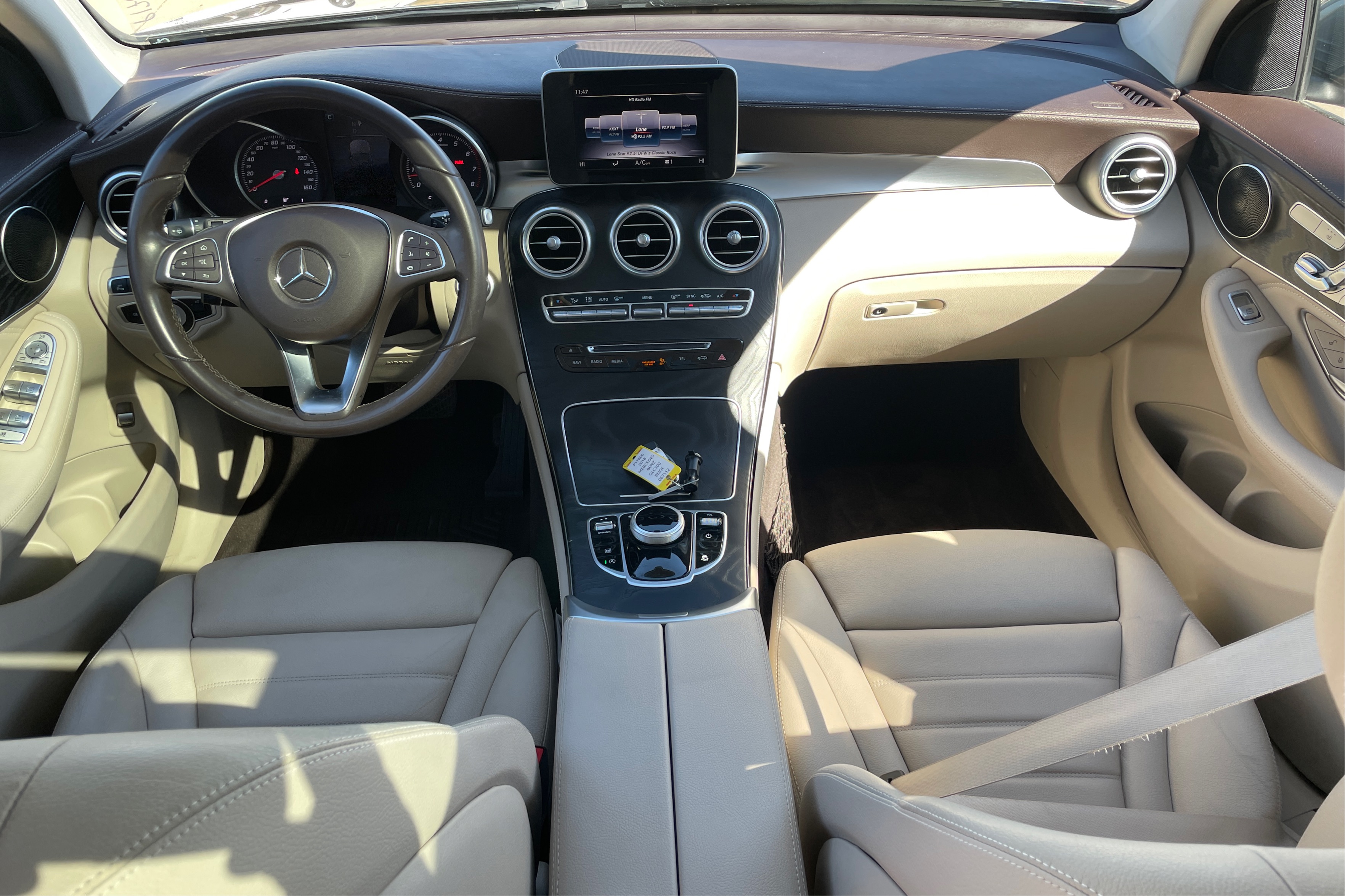 2018 Mercedes-Benz GLC GLC300 - Photo 16