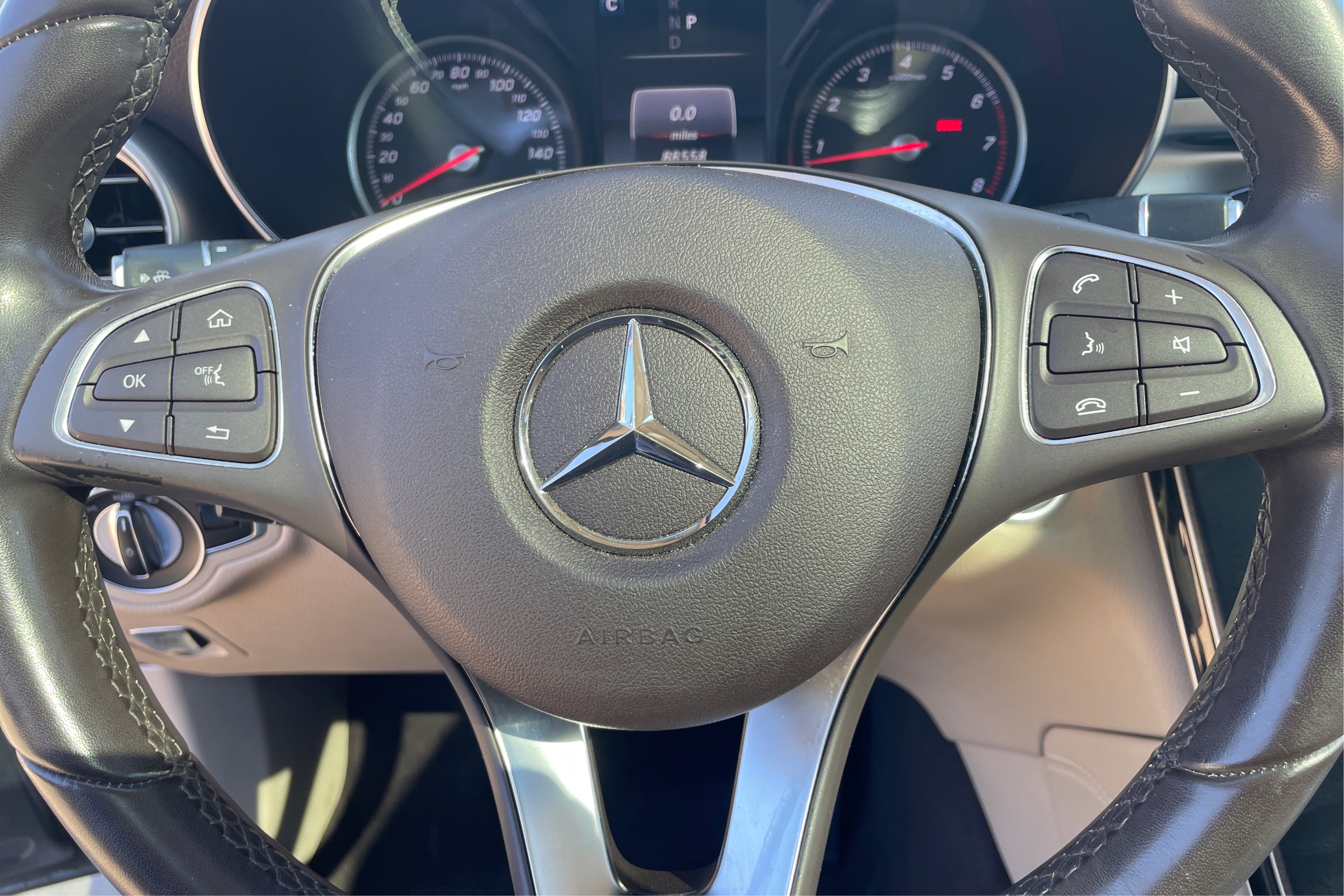 2018 Mercedes-Benz GLC GLC300 - Photo 19