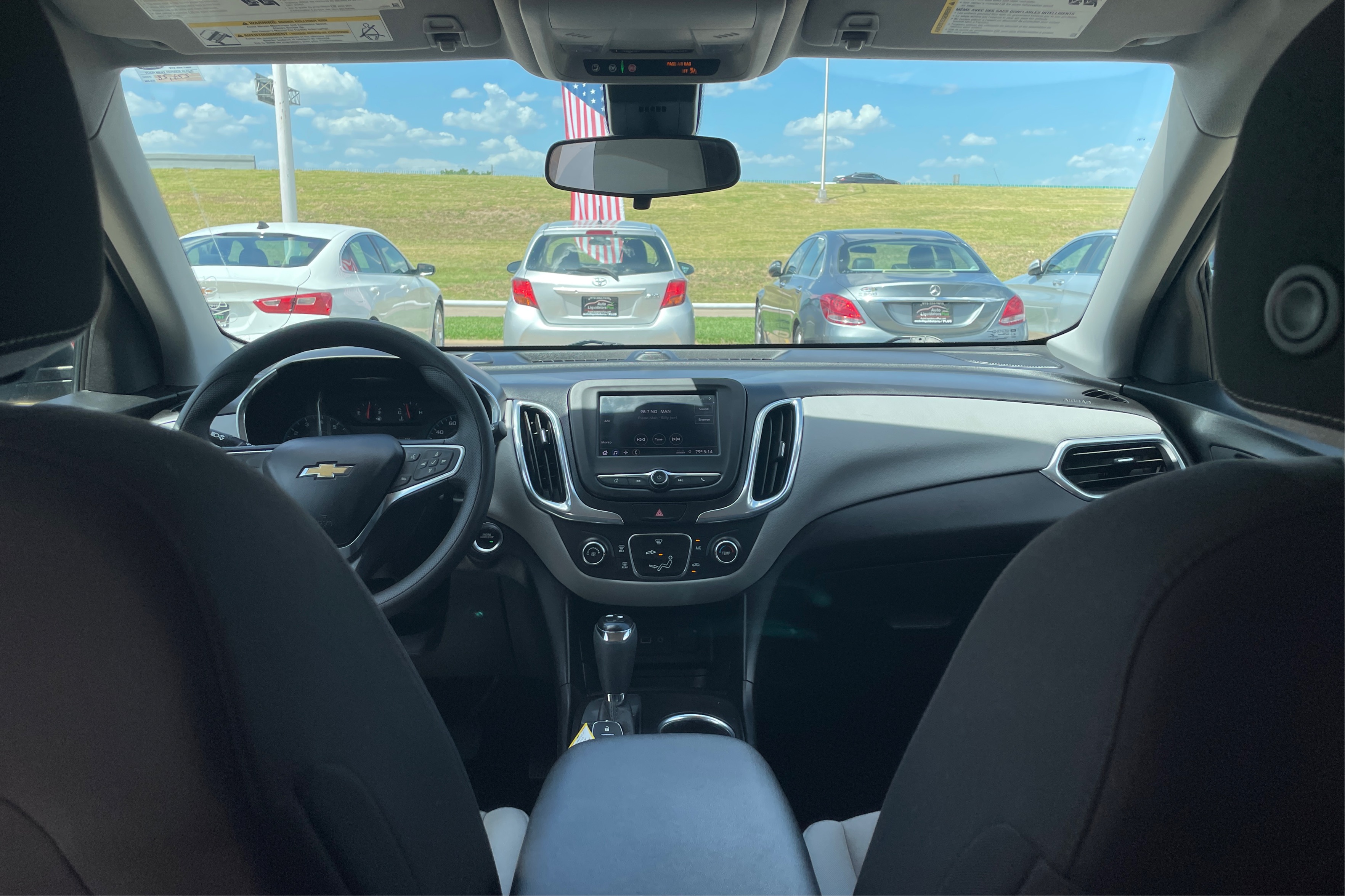 2020 Chevrolet Equinox LS - Photo 22