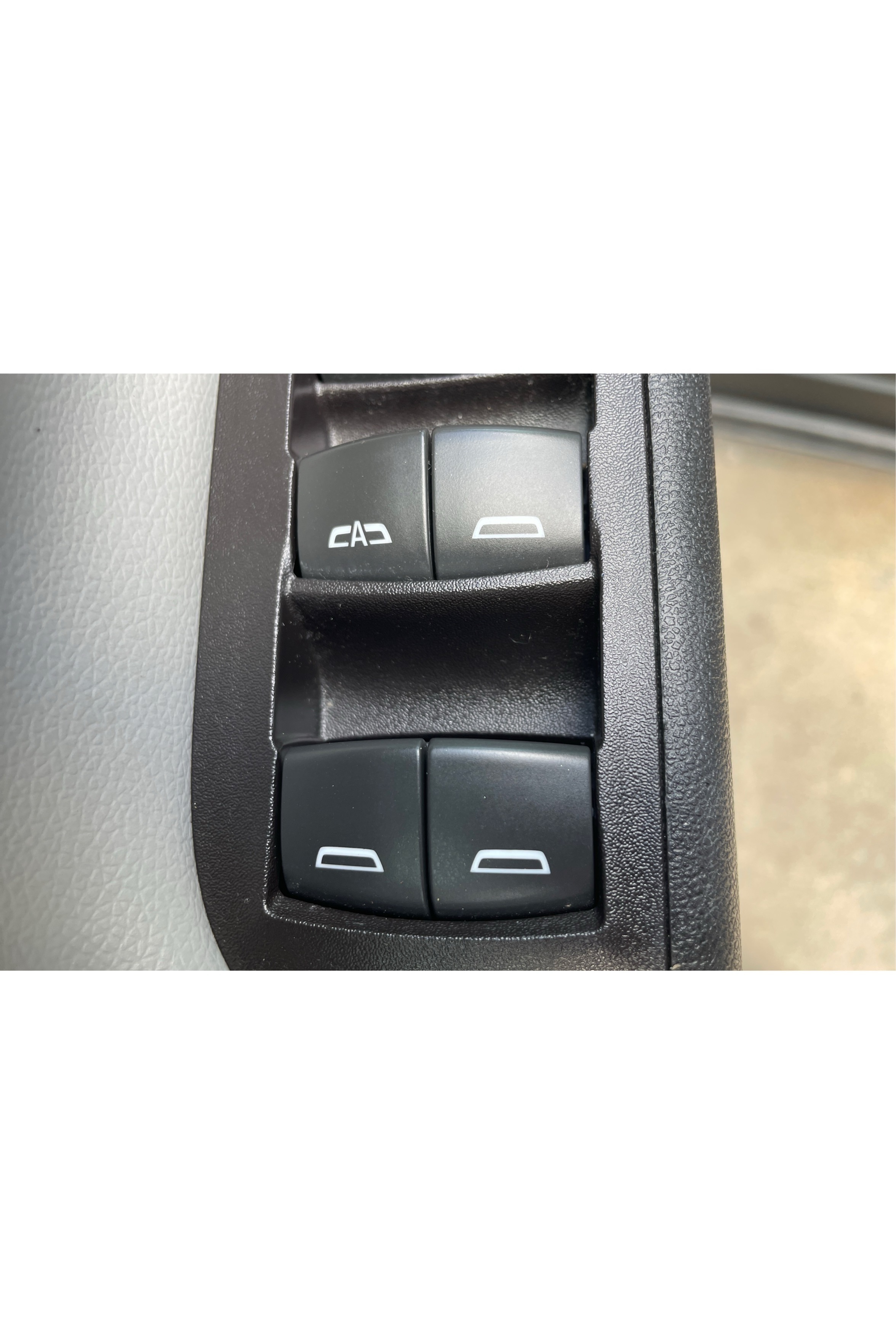 2020 Chevrolet Equinox LS - Photo 27