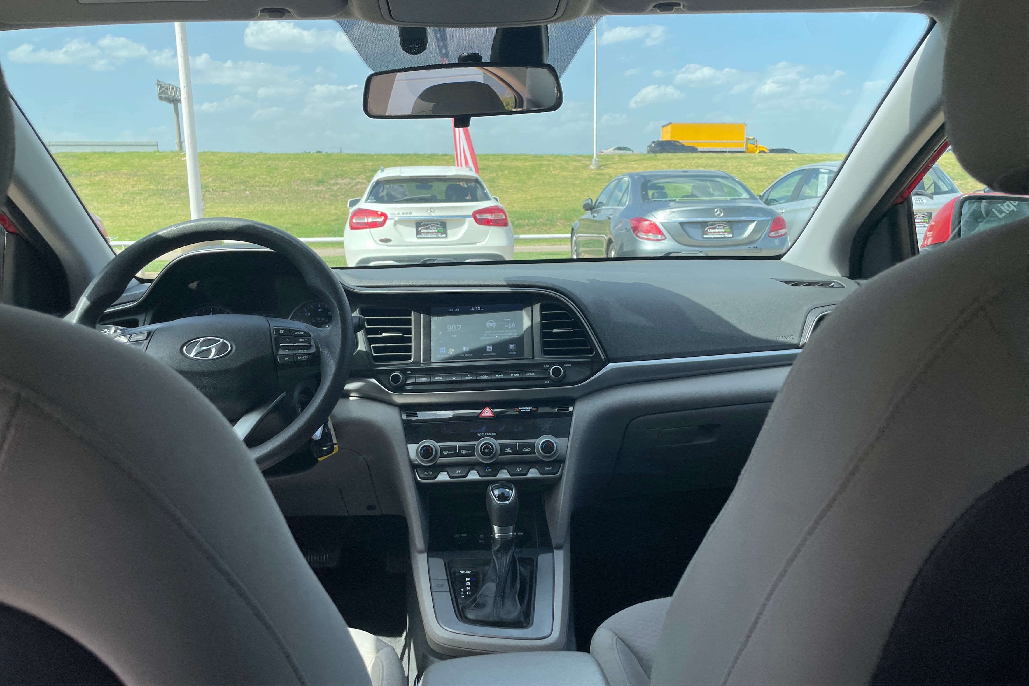 2020 Hyundai Elantra SEL - Photo 22