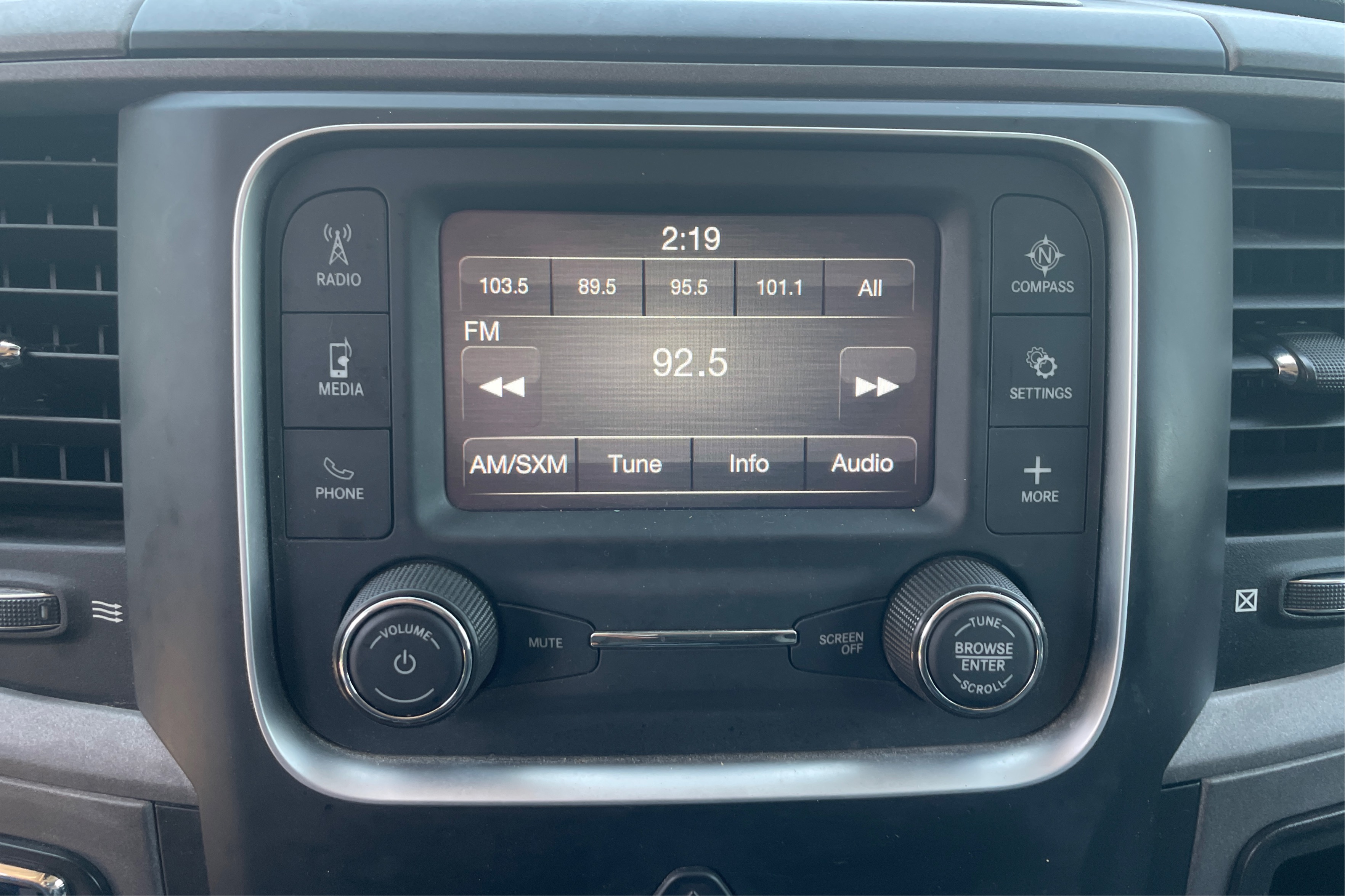 2022 RAM Ram 1500 Classic Tradesman - Photo 13