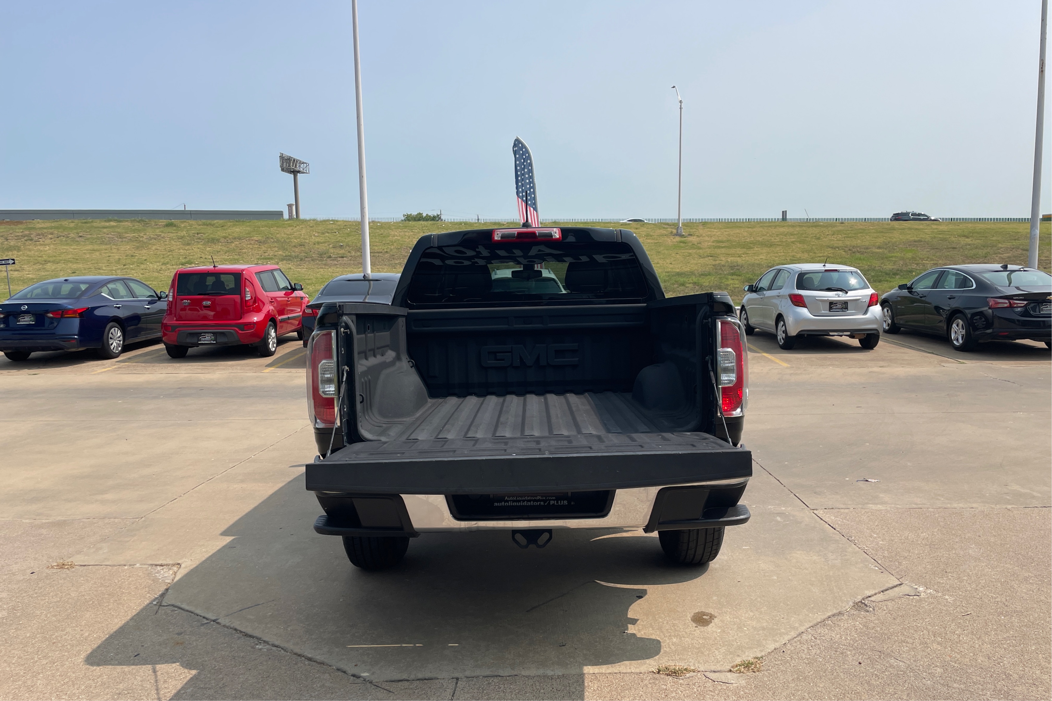 2018 GMC Canyon Base - Photo 12