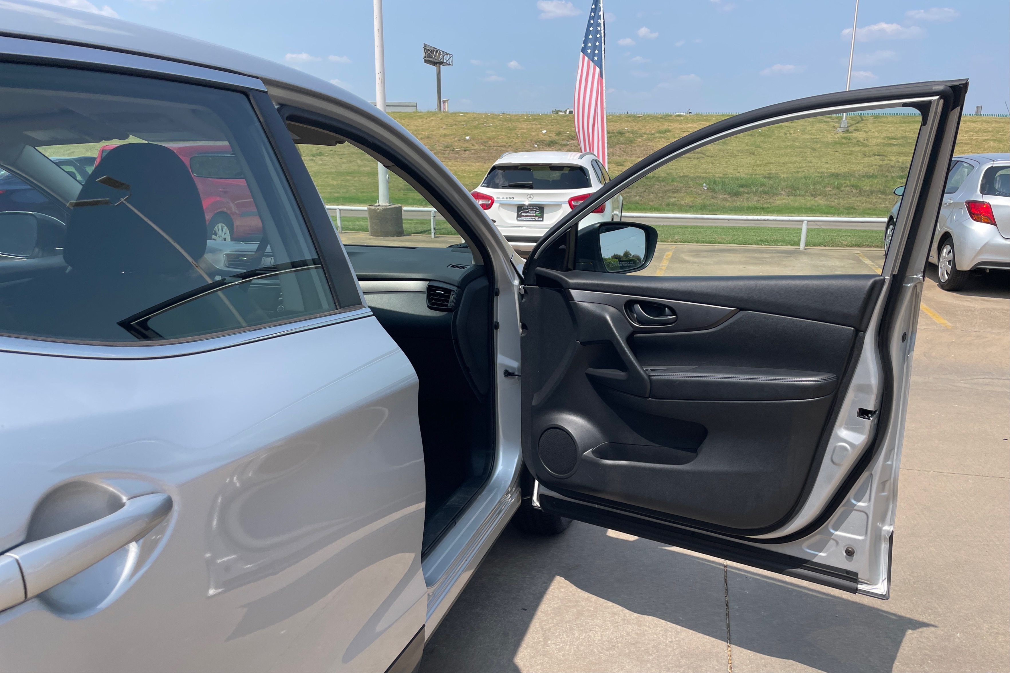 2018 Nissan Rogue Sport S - Photo 23