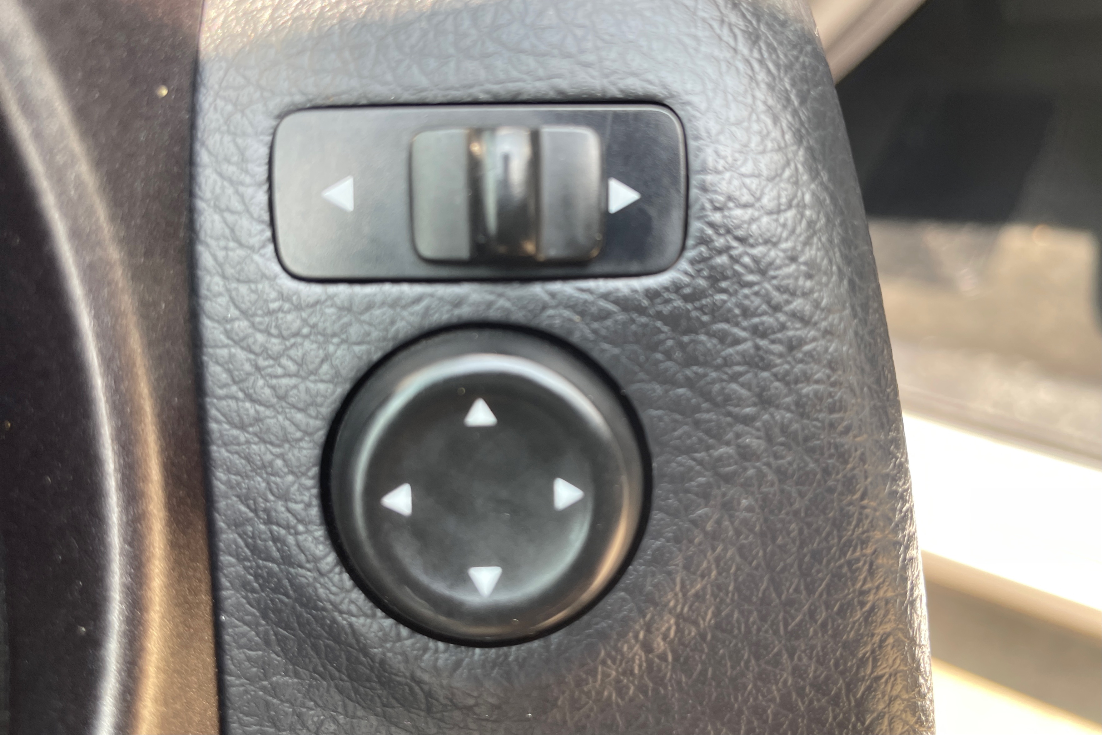 2018 Nissan Rogue Sport S - Photo 29