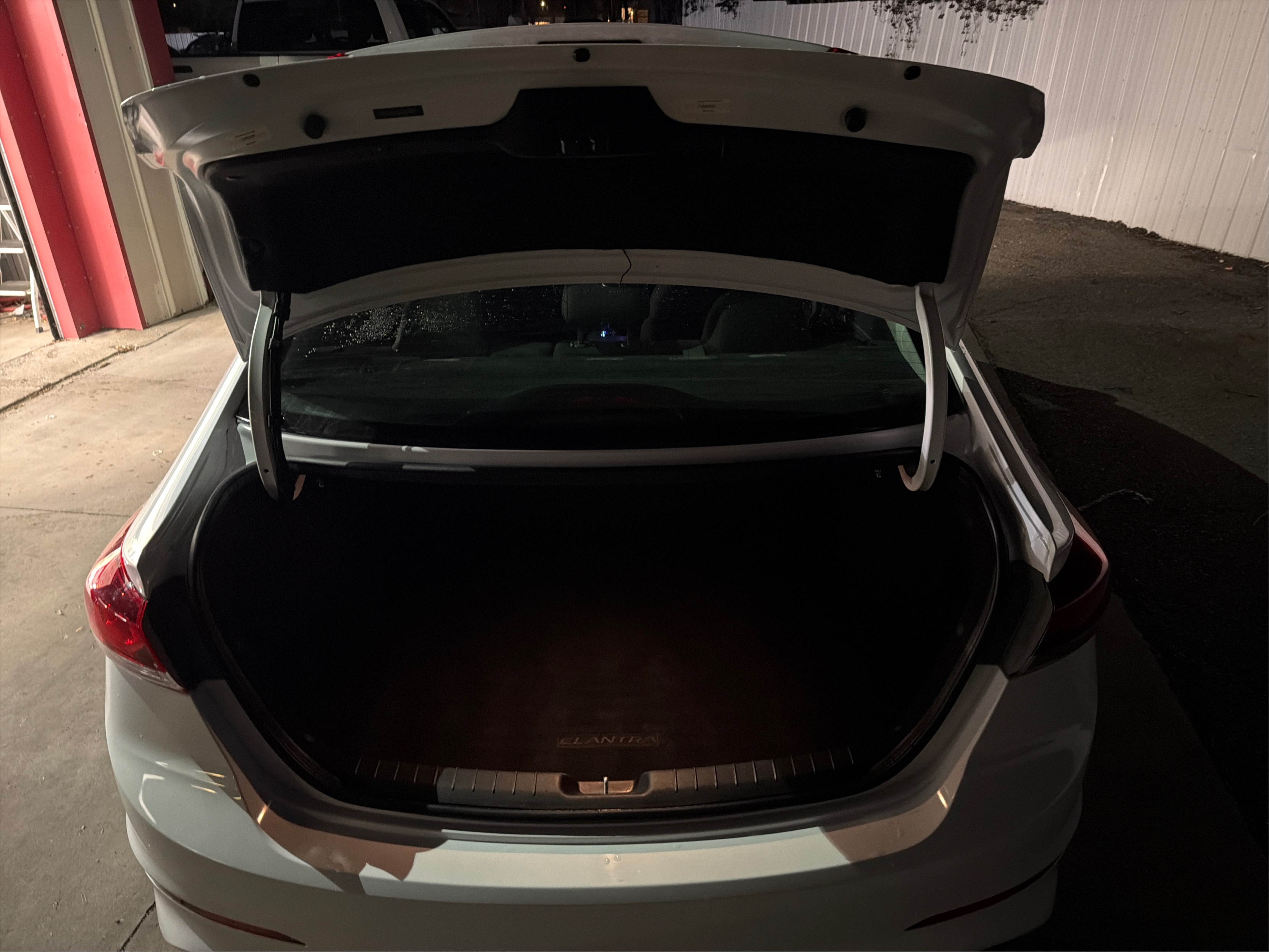 2018 Hyundai Elantra SE - Photo 13