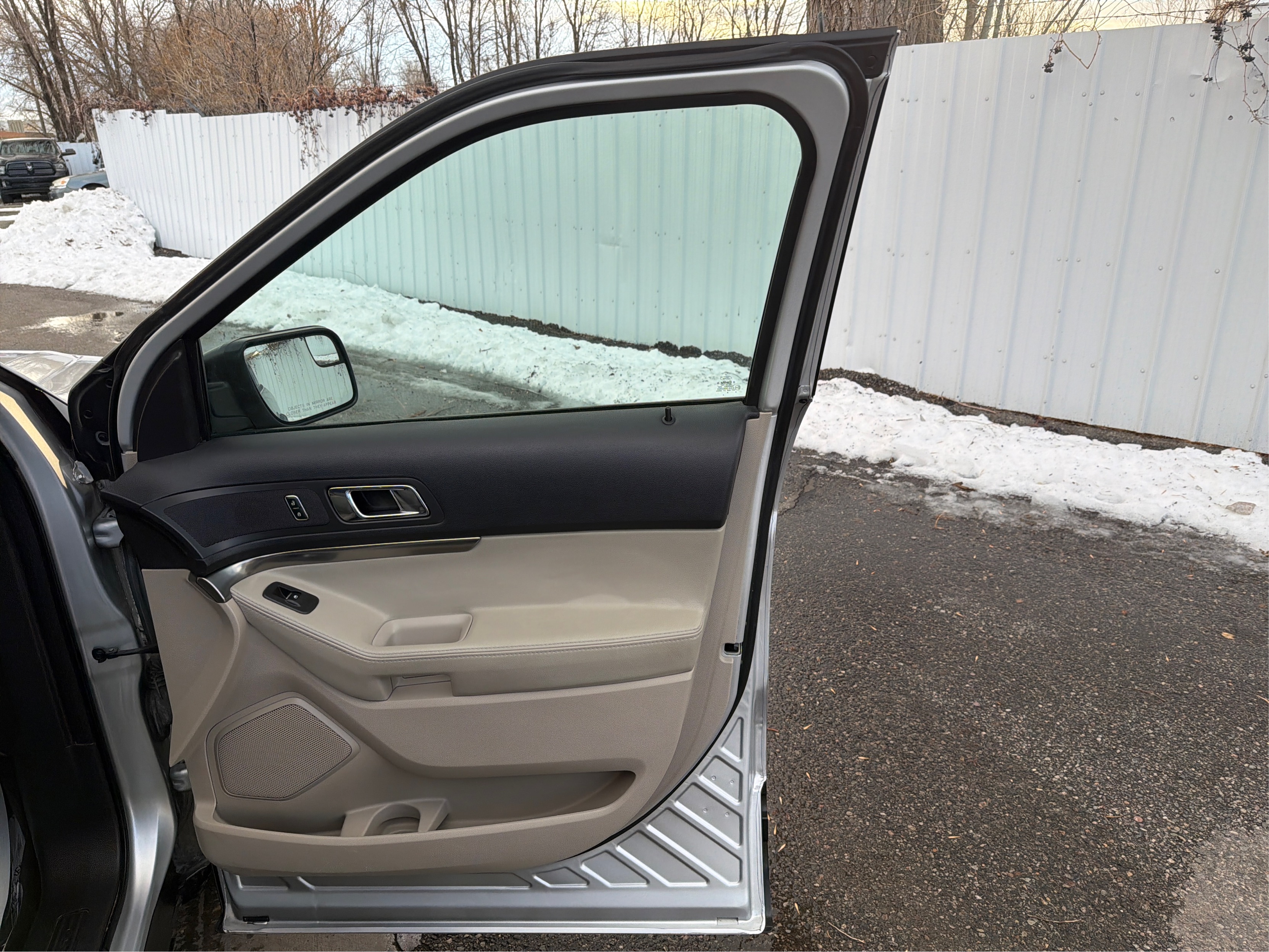 2015 Ford Explorer Base - Photo 18