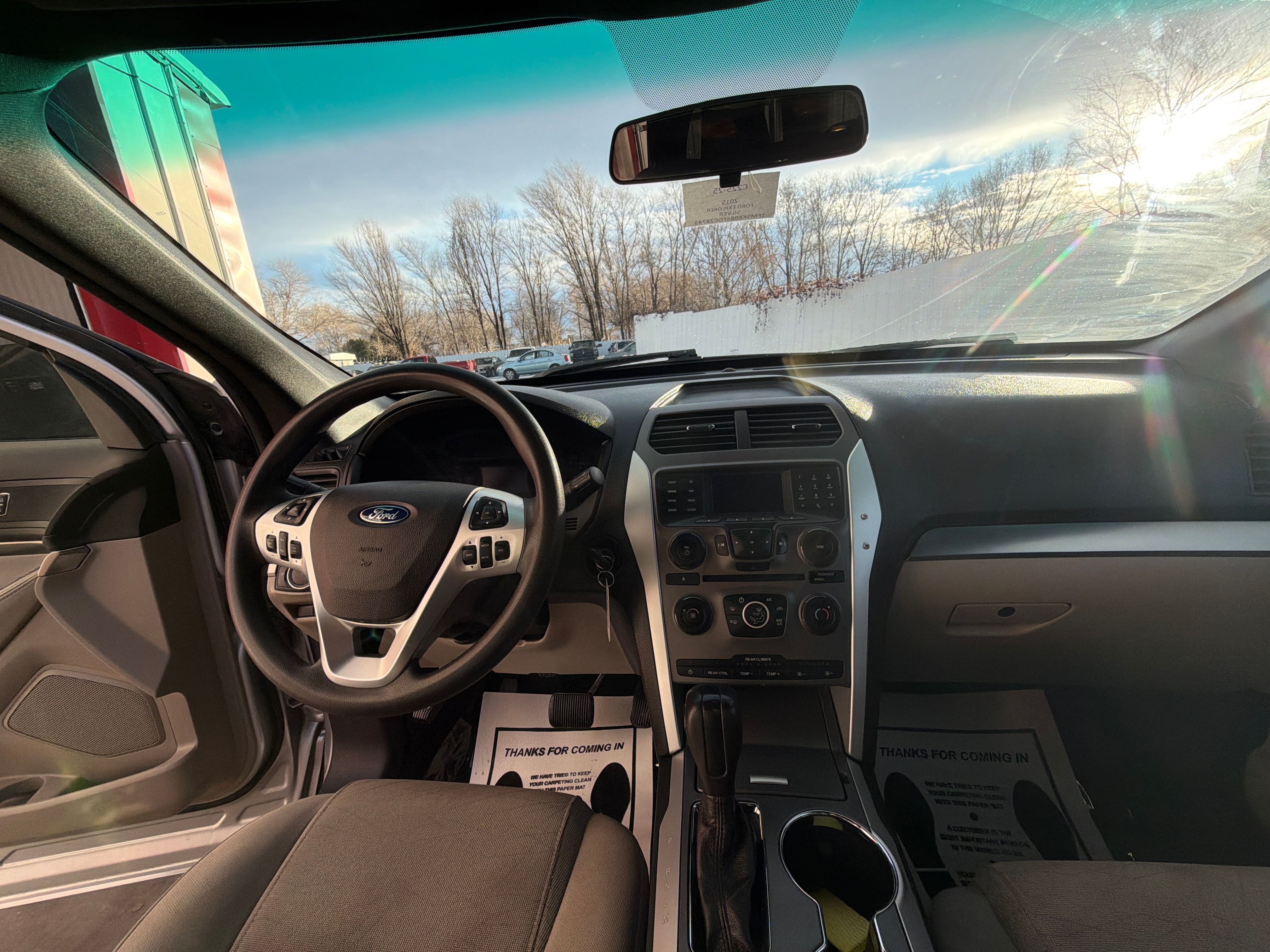 2015 Ford Explorer Base - Photo 19