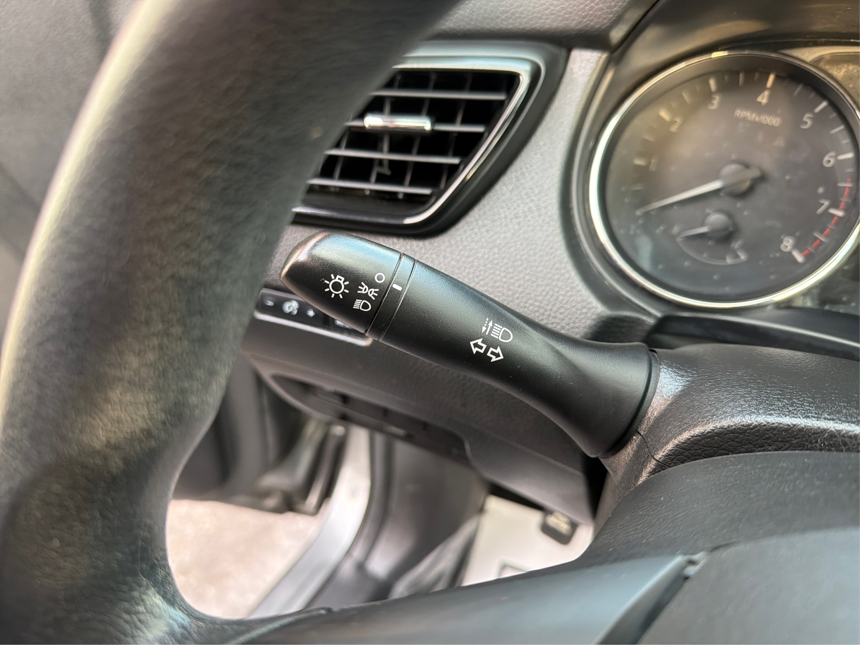 2018 Nissan Rogue Sport S - Photo 18