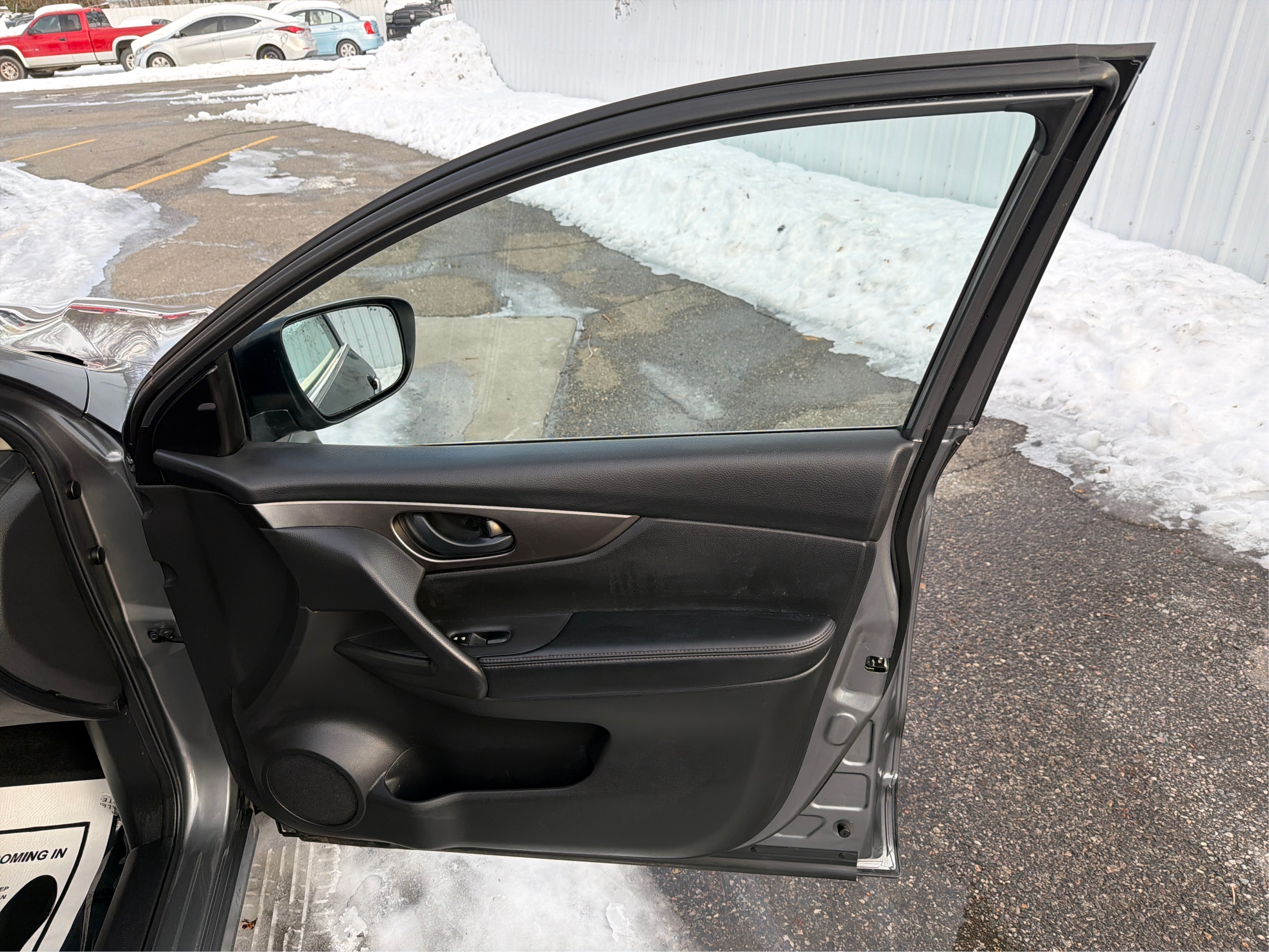 2018 Nissan Rogue Sport S - Photo 21