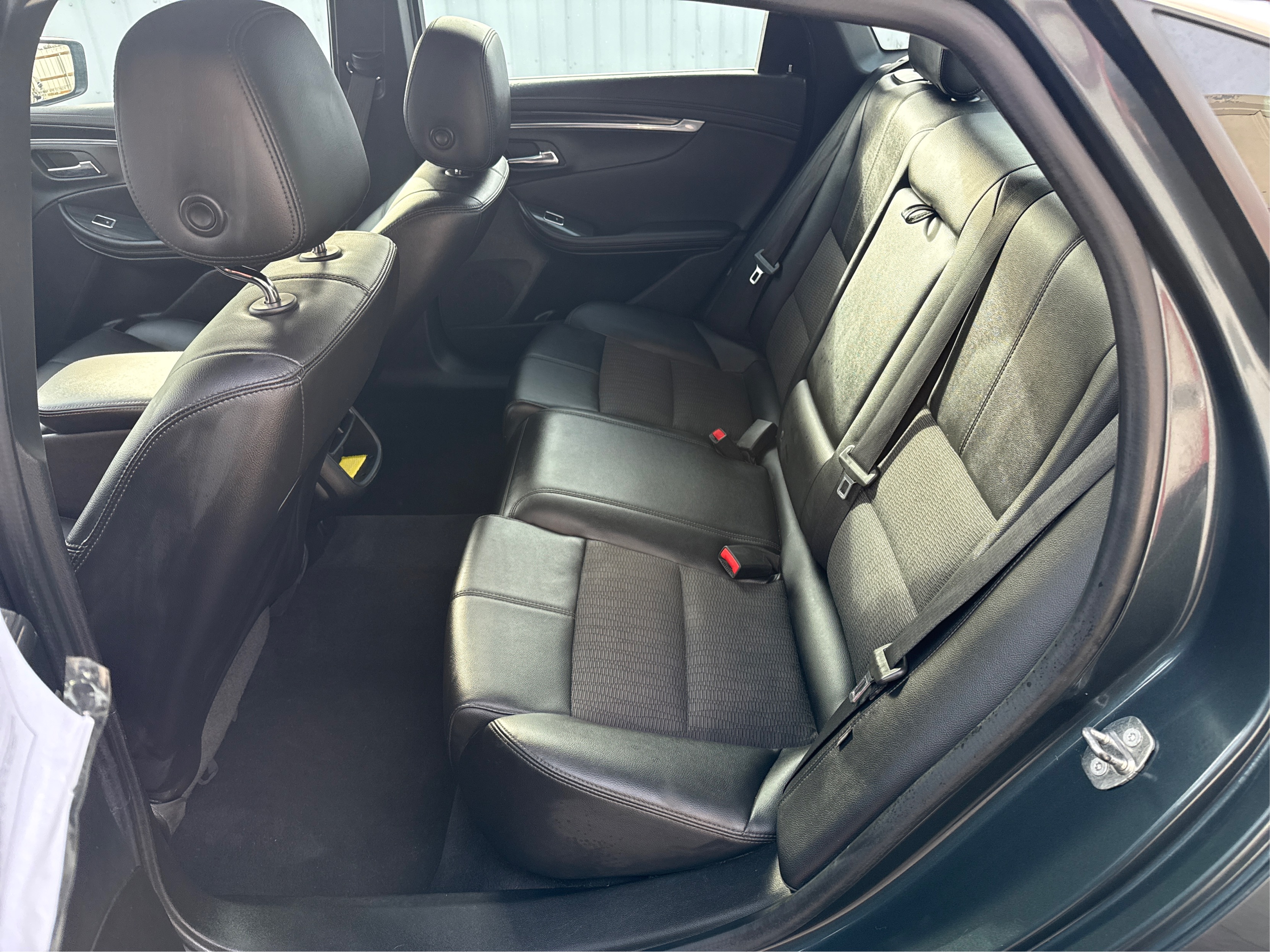 2018 Chevrolet Impala 1LT - Photo 10