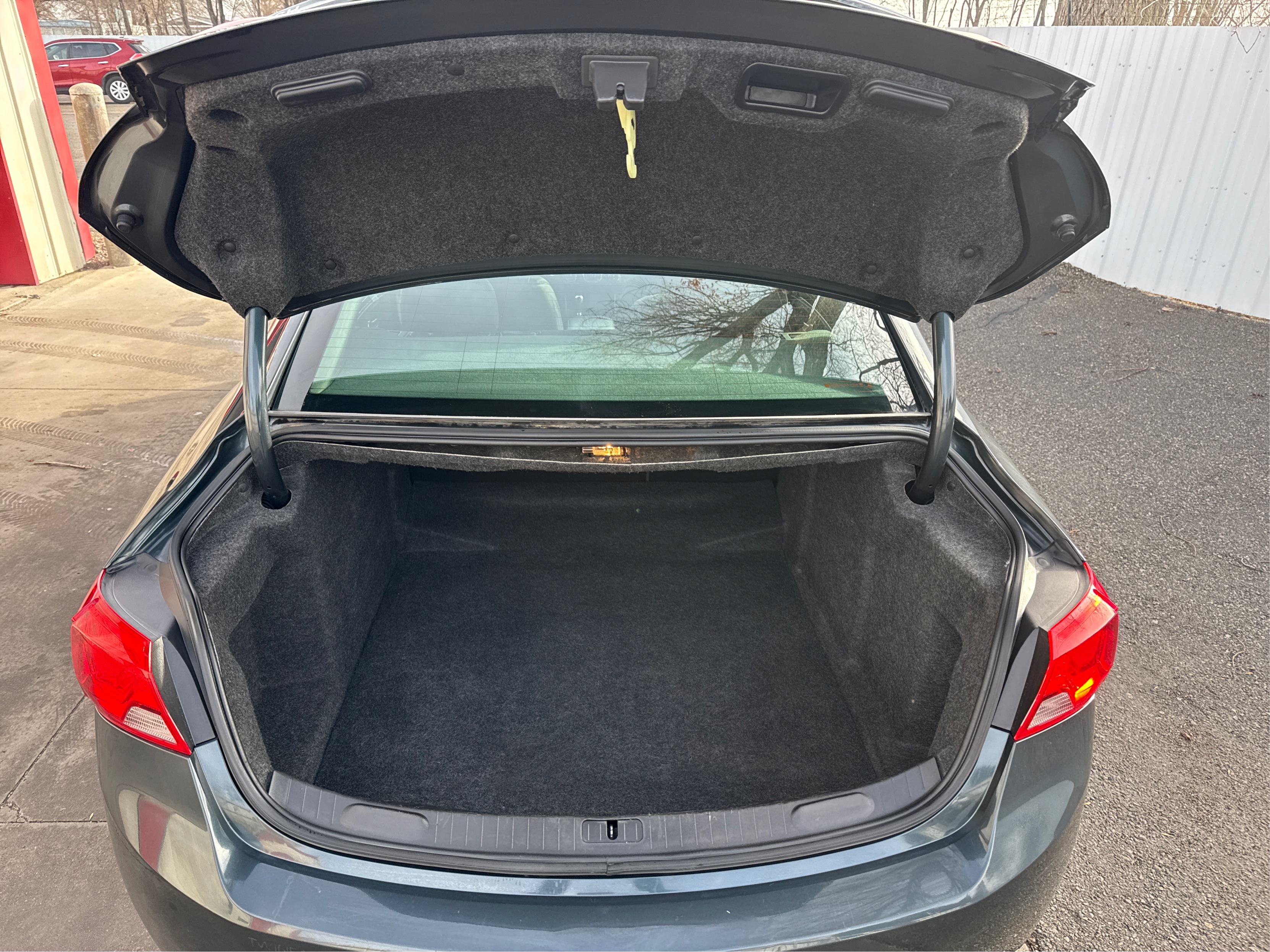 2018 Chevrolet Impala 1LT - Photo 13