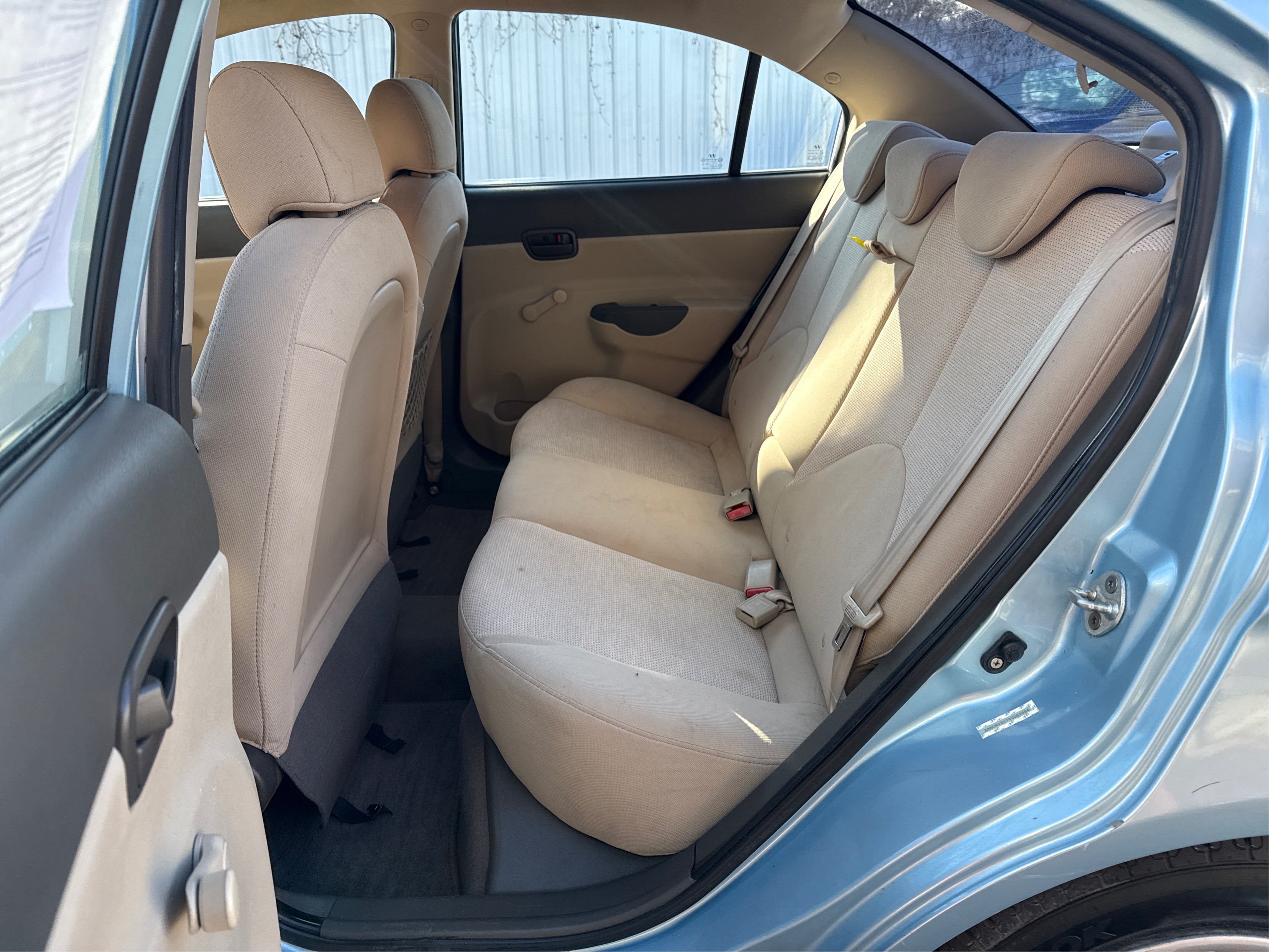 2009 Hyundai Accent GLS - Photo 10