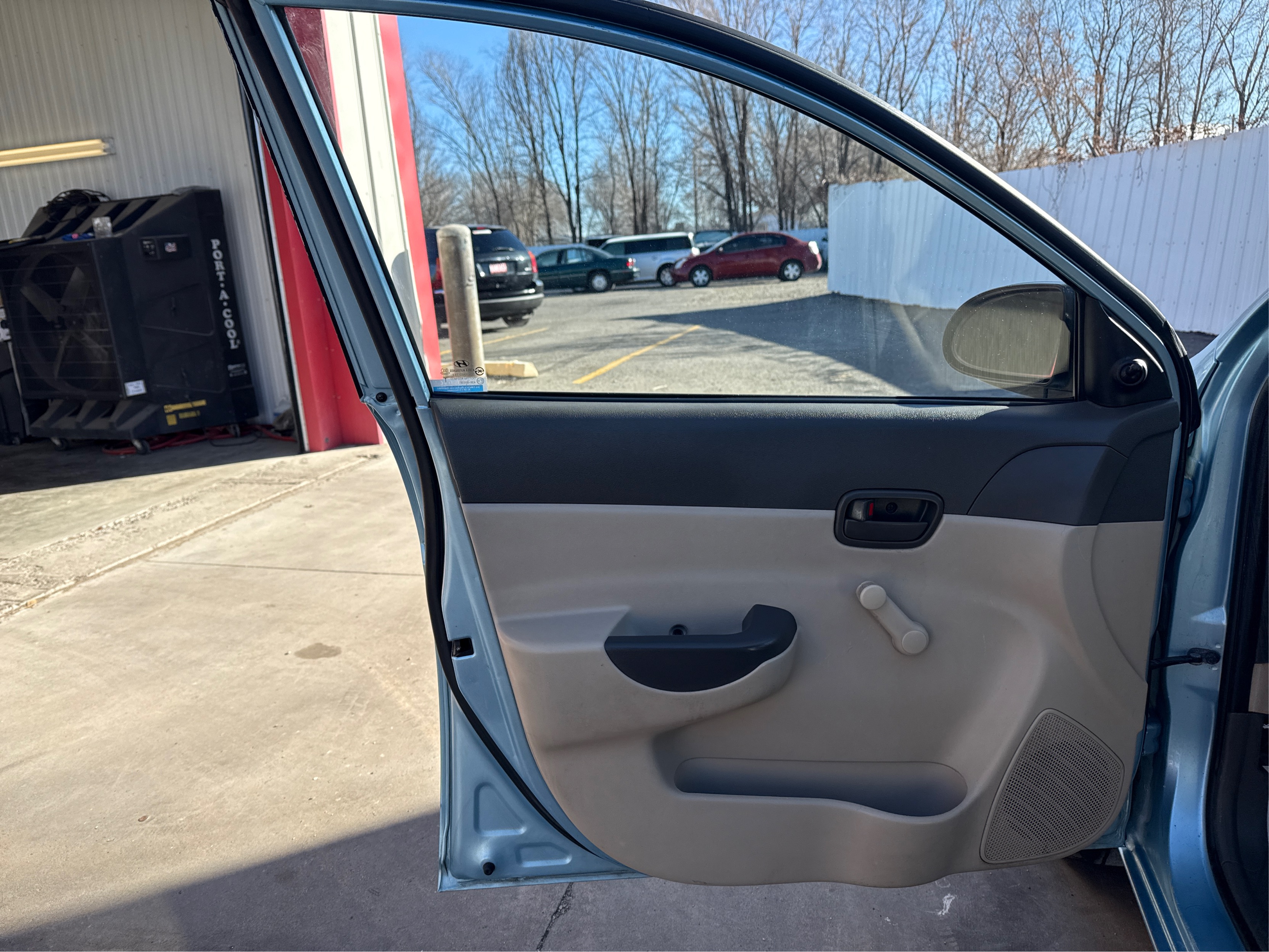 2009 Hyundai Accent GLS - Photo 20